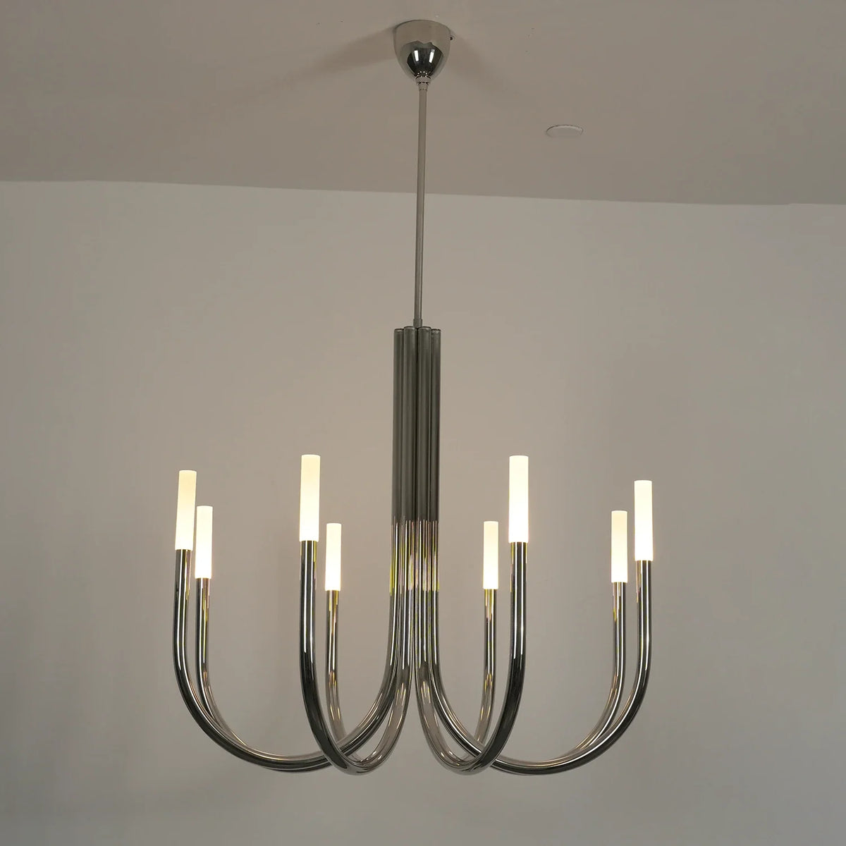 Corin Curved Arm Candle Brass Chandelier – Brass detail 17