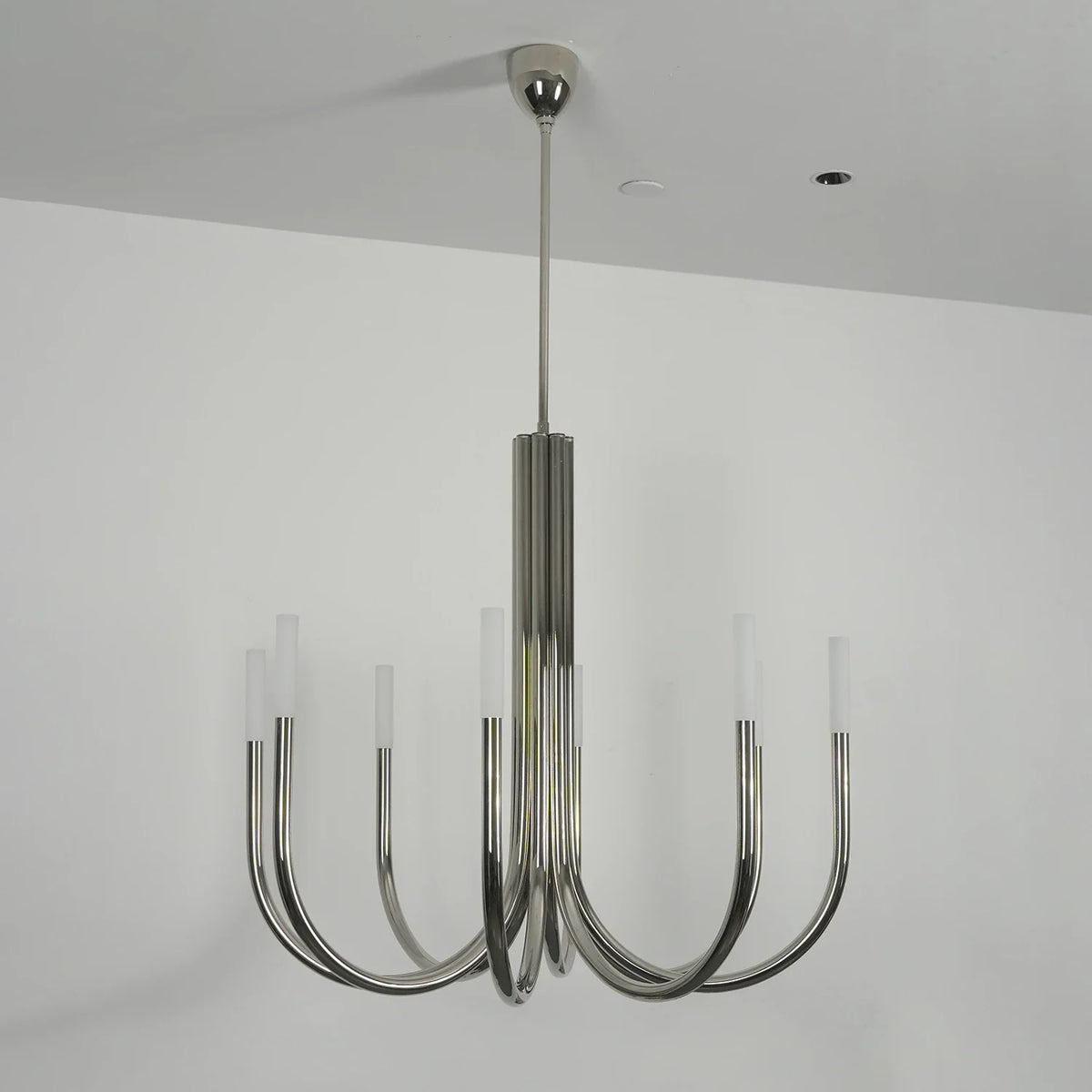 Corin Curved Arm Candle Brass Chandelier – Brass detail 21