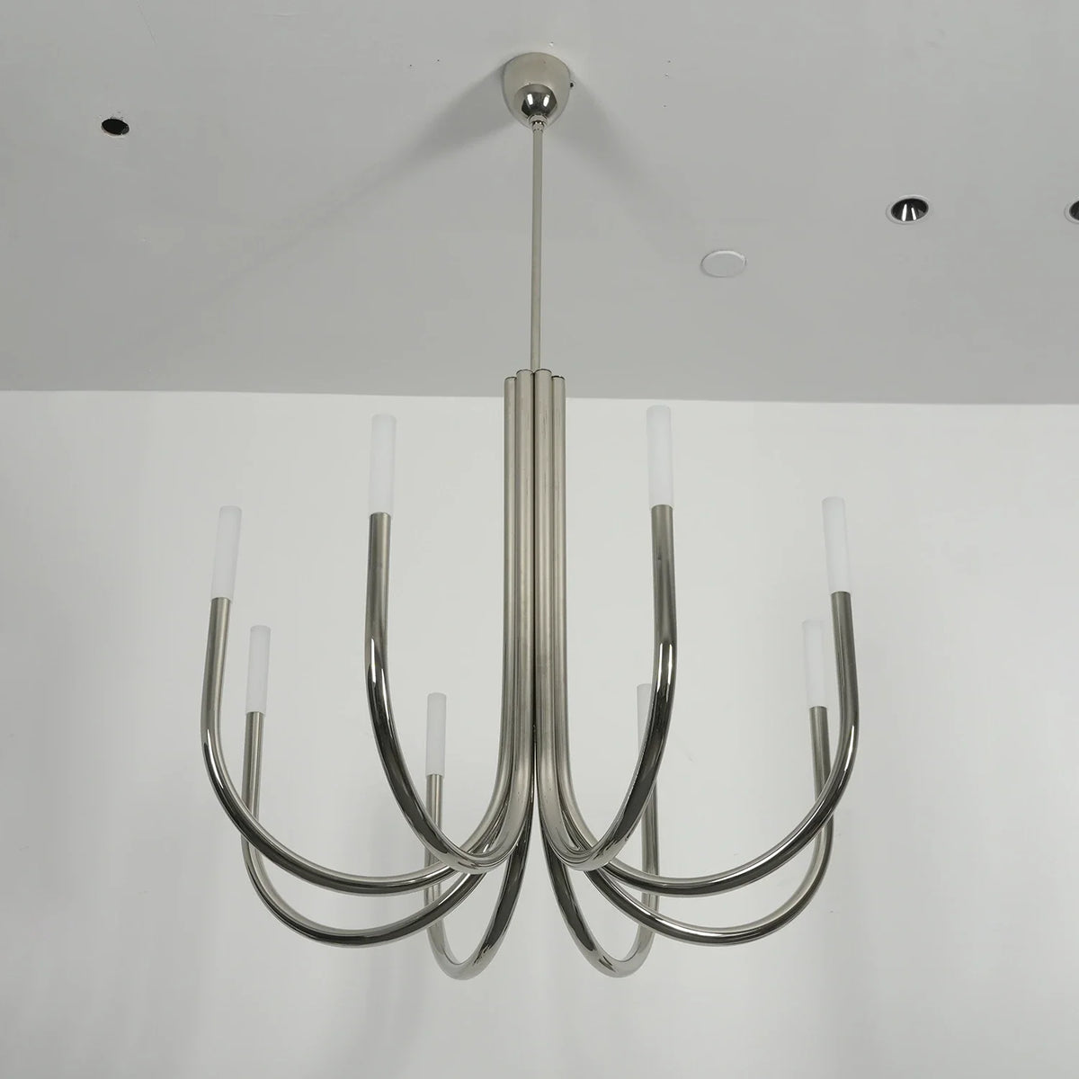 Corin Curved Arm Candle Brass Chandelier – Brass detail 22