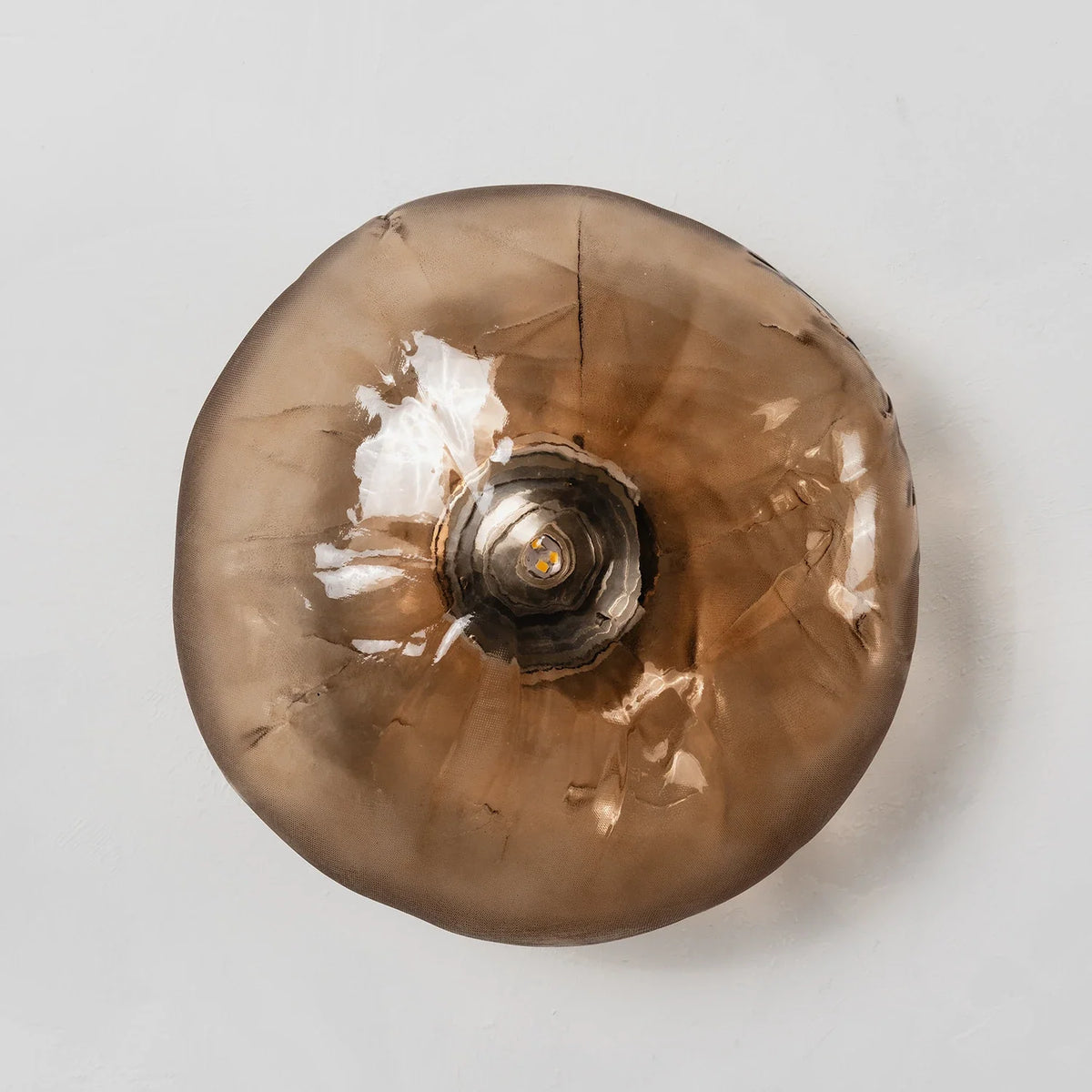 Corvina Molten Glass Wall Sconce – Glass detail 33