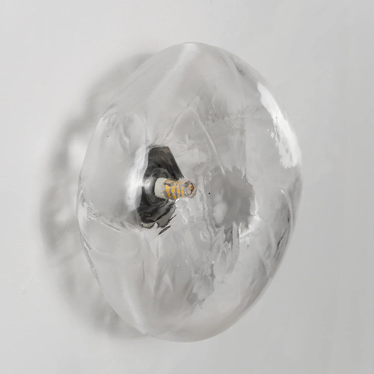 Corvina Molten Glass Wall Sconce – Glass detail 46