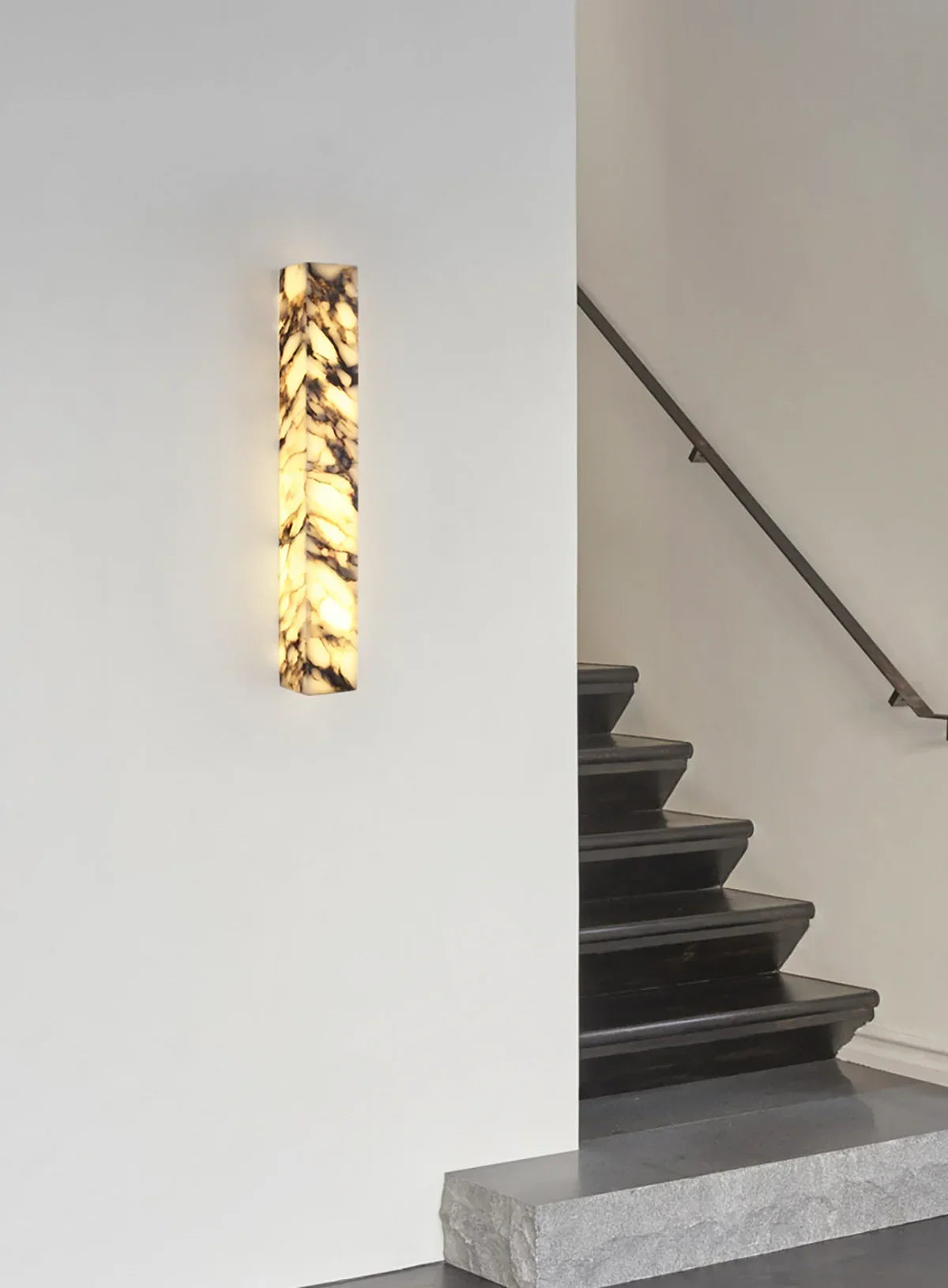 Cuboid Marble Wall Light – Marble detail 5