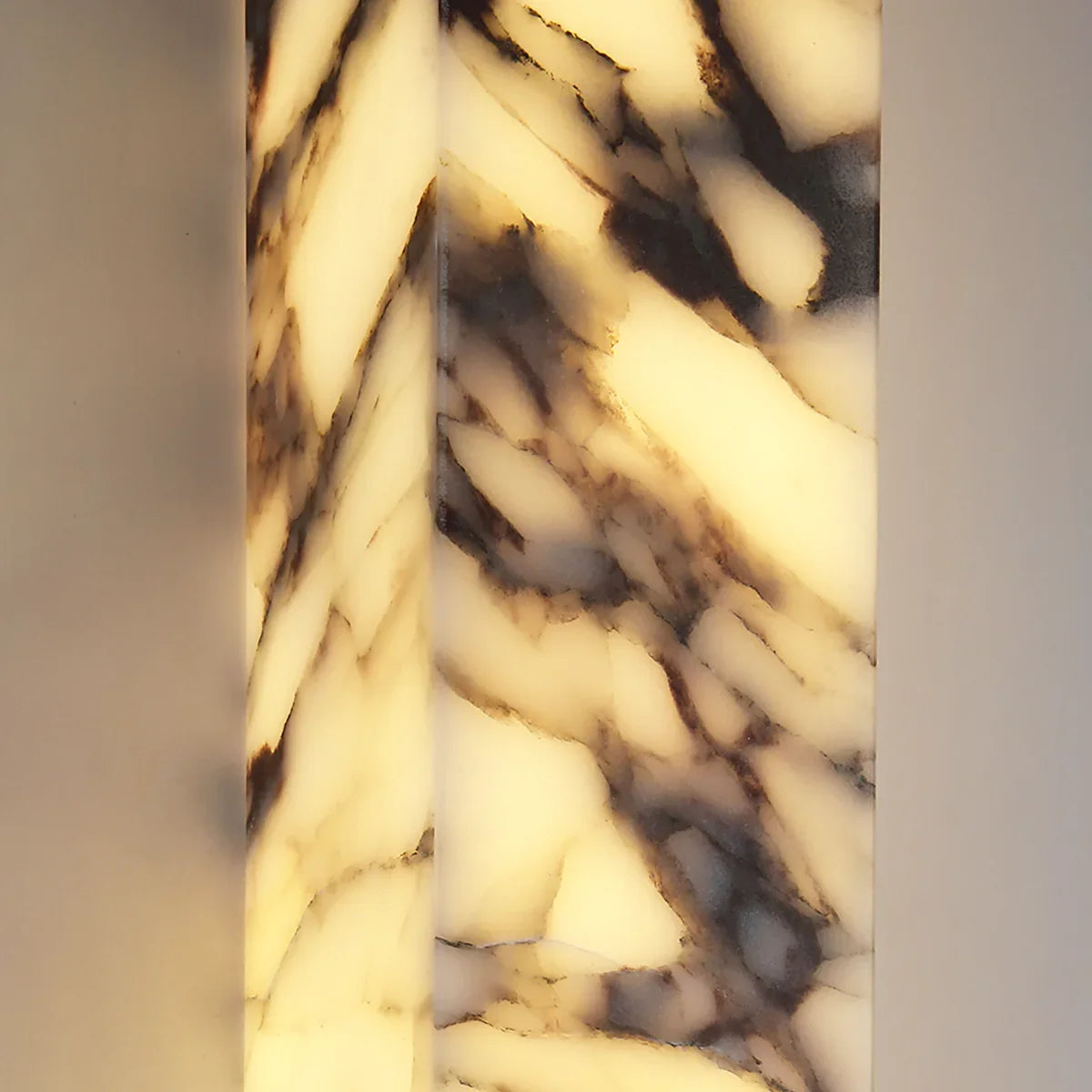 Cuboid Marble Wall Light – Marble detail 10