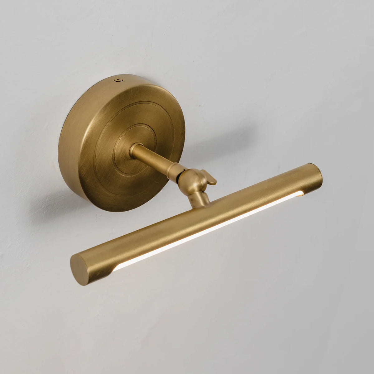 Curator LED Picture Wall Light – detail 24