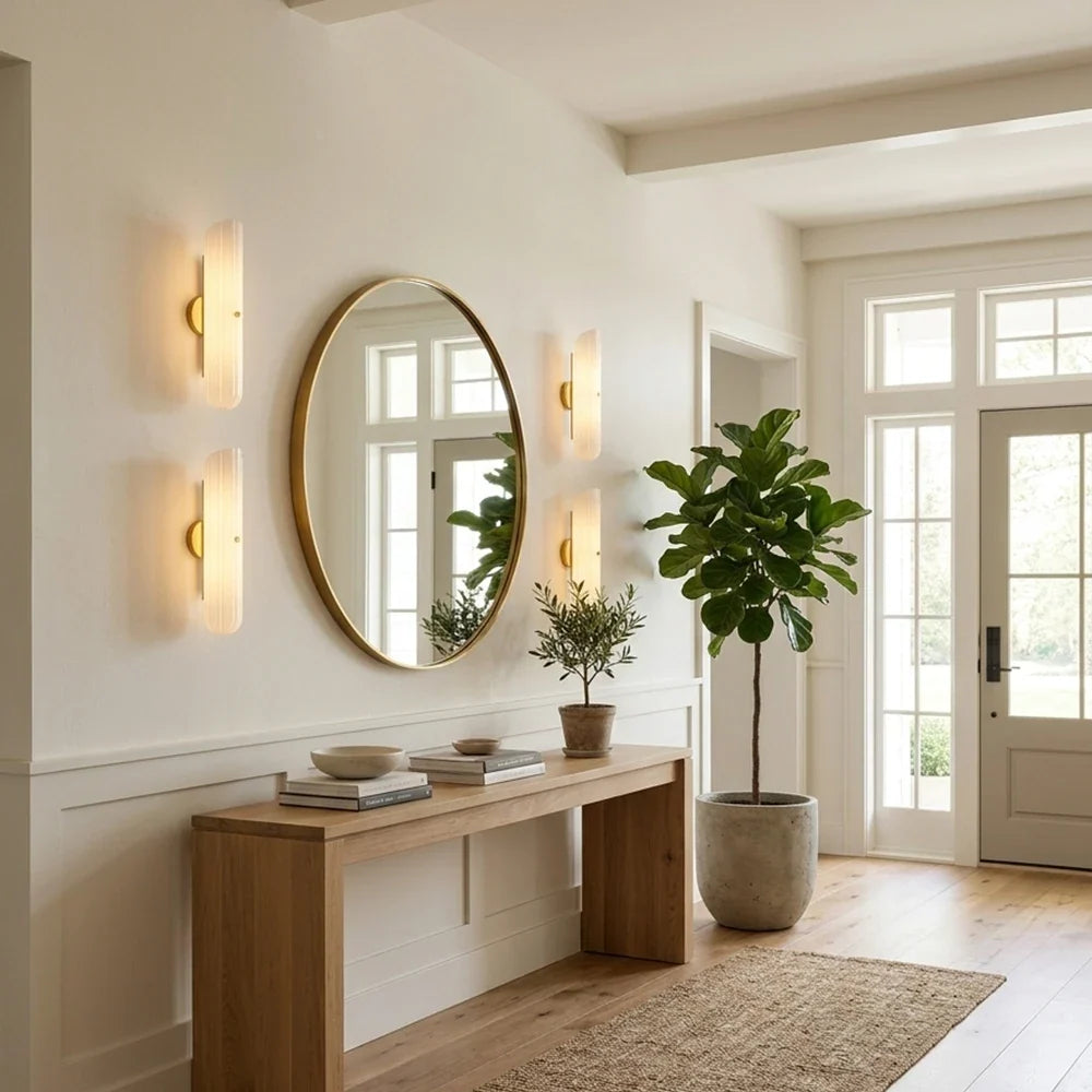 Delphine Fluted Glass Wall Sconce – Glass detail 4