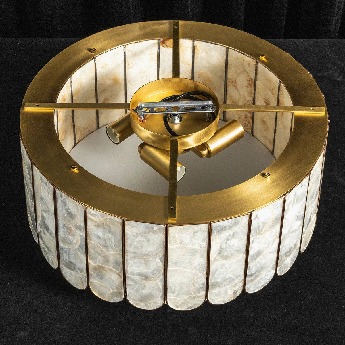 Drum-Shaped Capiz Shell Brass Ceiling Light – Brass detail 9
