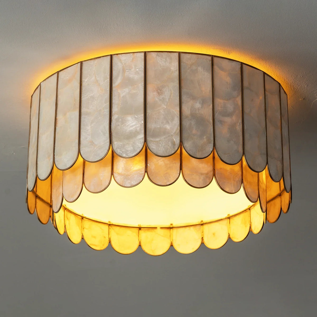 Drum-Shaped Capiz Shell Brass Ceiling Light – Brass detail 12