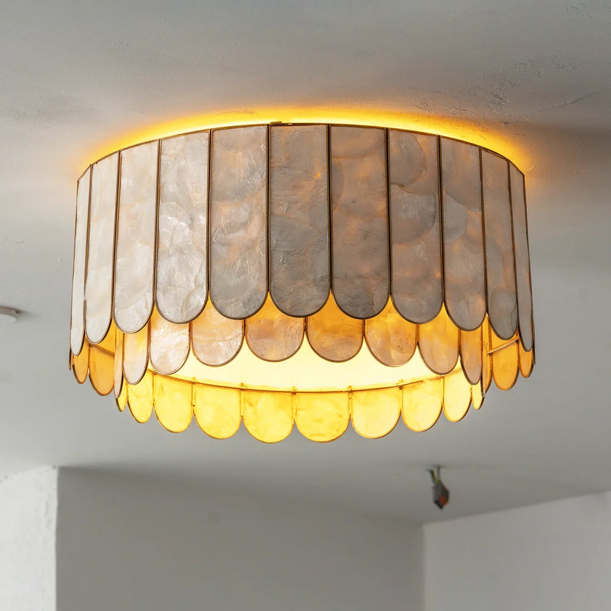 Drum-Shaped Capiz Shell Brass Ceiling Light – Brass detail 11