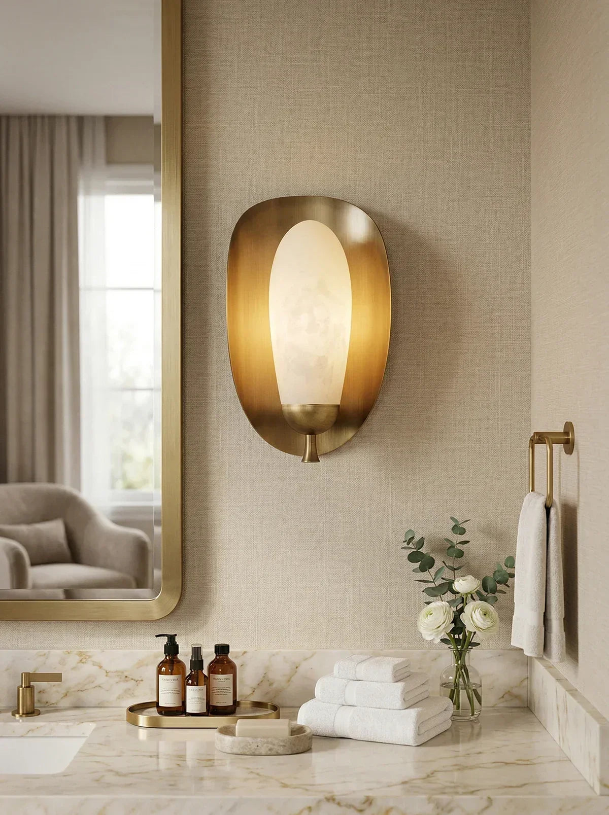Fruit Solenne Alabaster Wall Sconce – Alabaster detail 11