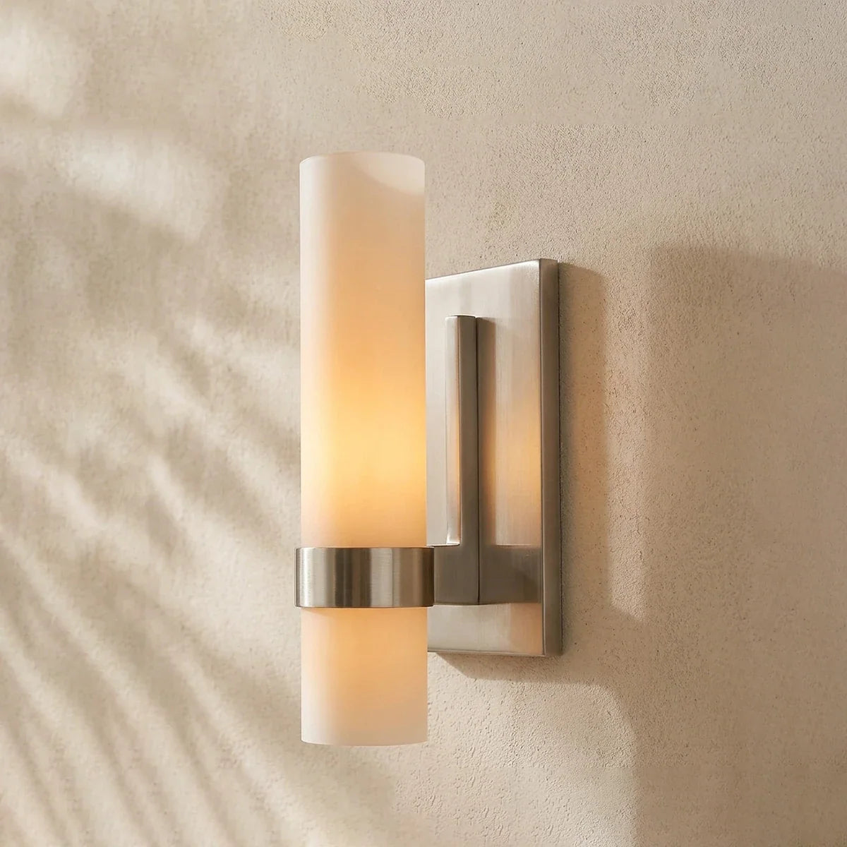 Ellery Glass Cylinder Wall Sconce – Glass detail 29
