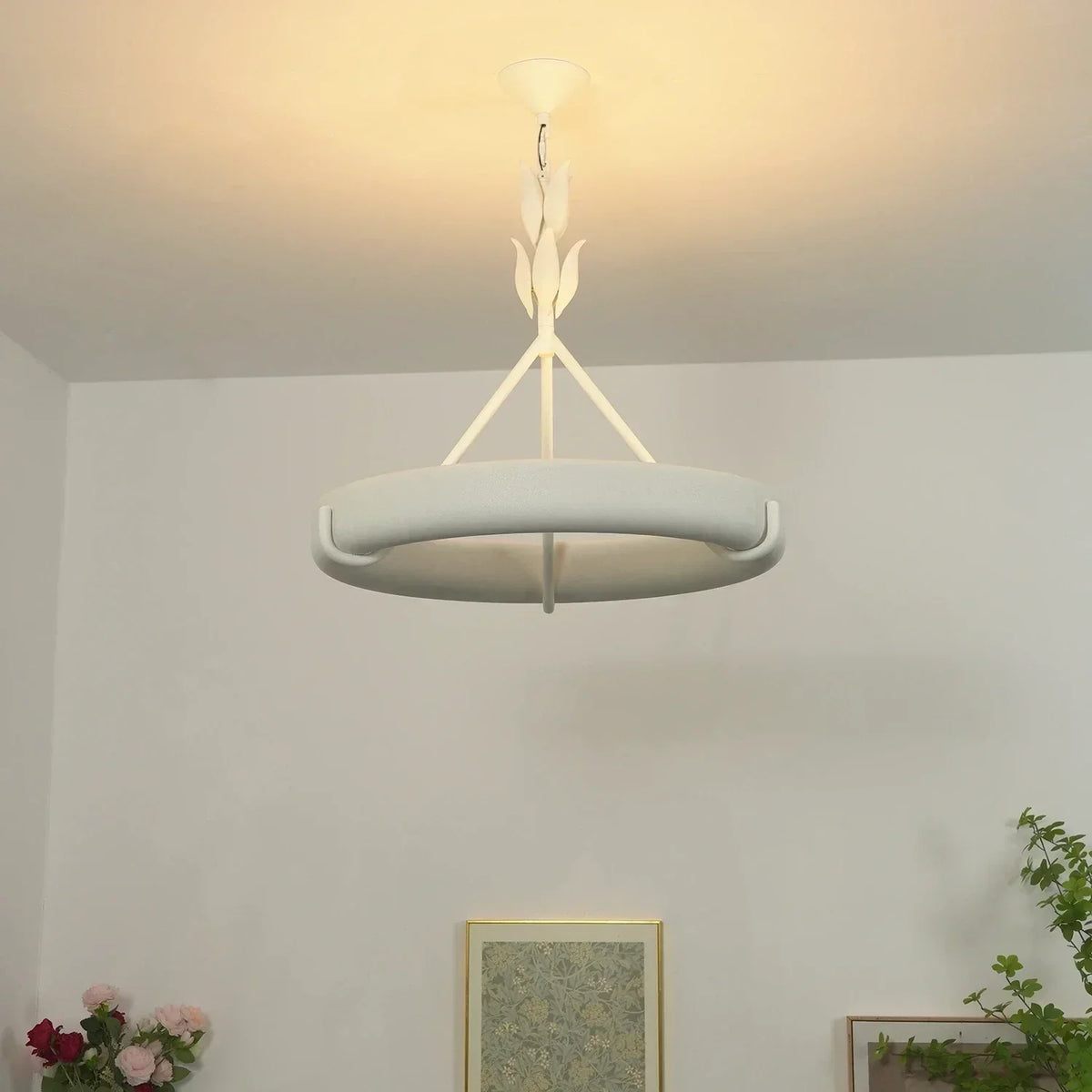 Elodie Plaster Petal Ring Chandelier – Plaster detail 15