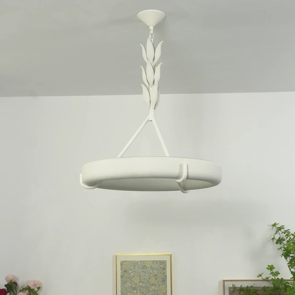 Elodie Plaster Petal Ring Chandelier – Plaster detail 16
