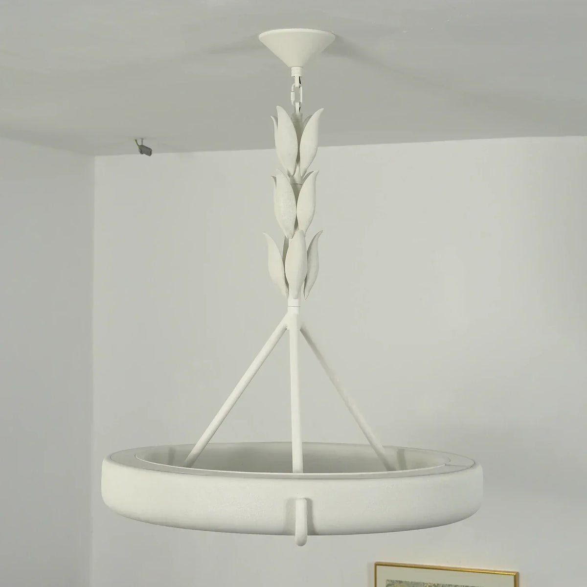 Elodie Plaster Petal Ring Chandelier – Plaster detail 21