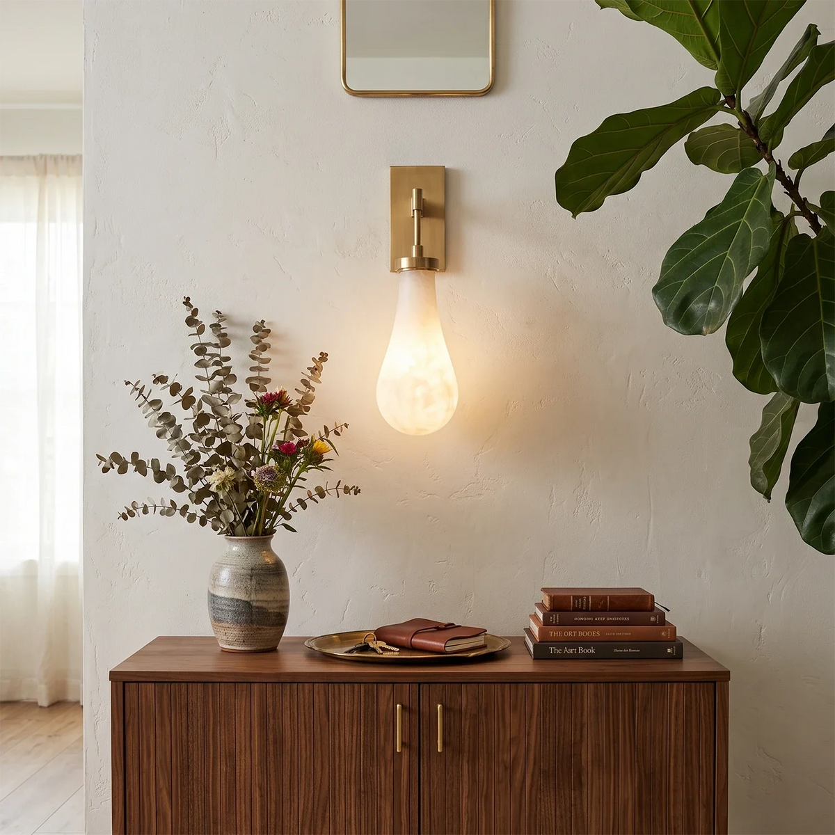 Elowen Alabaster Teardrop Wall Sconce – Alabaster detail 3