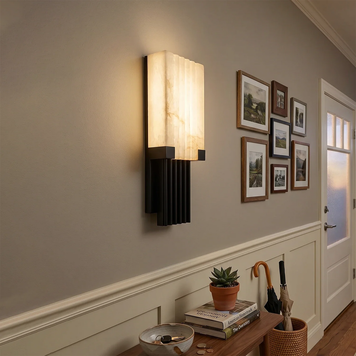 Fluted Alabaster Column Wall Sconce – Alabaster detail 5