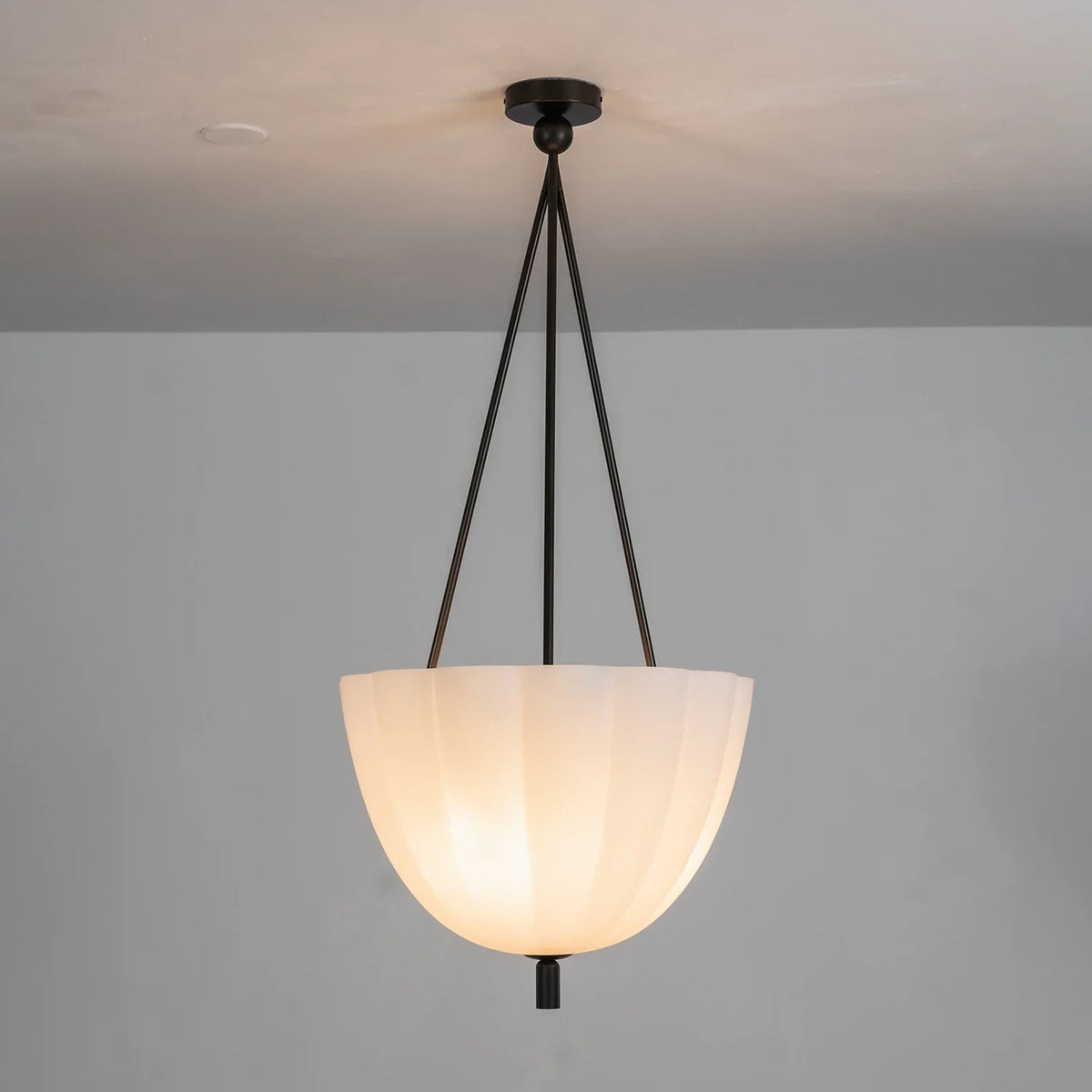 Fluted Glass Volare Scalloped Pendant Lamp – Glass detail 14