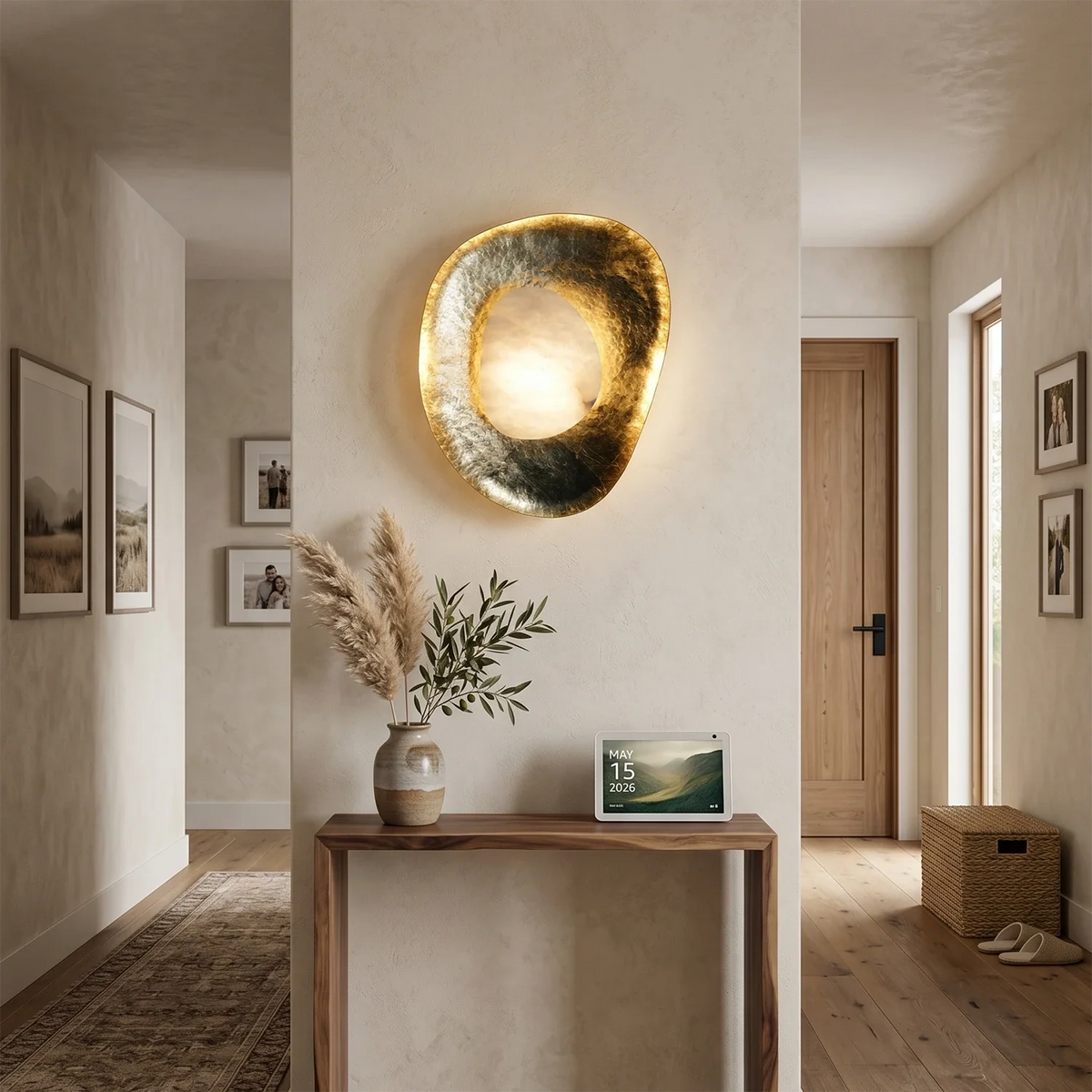 Forged Brass Alabaster Pebble Wall Lamp – Alabaster detail 4