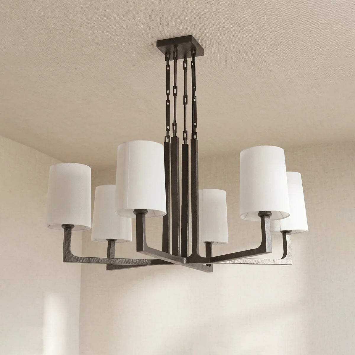 Garrick Hammered Brass Chandelier – Brass detail 36
