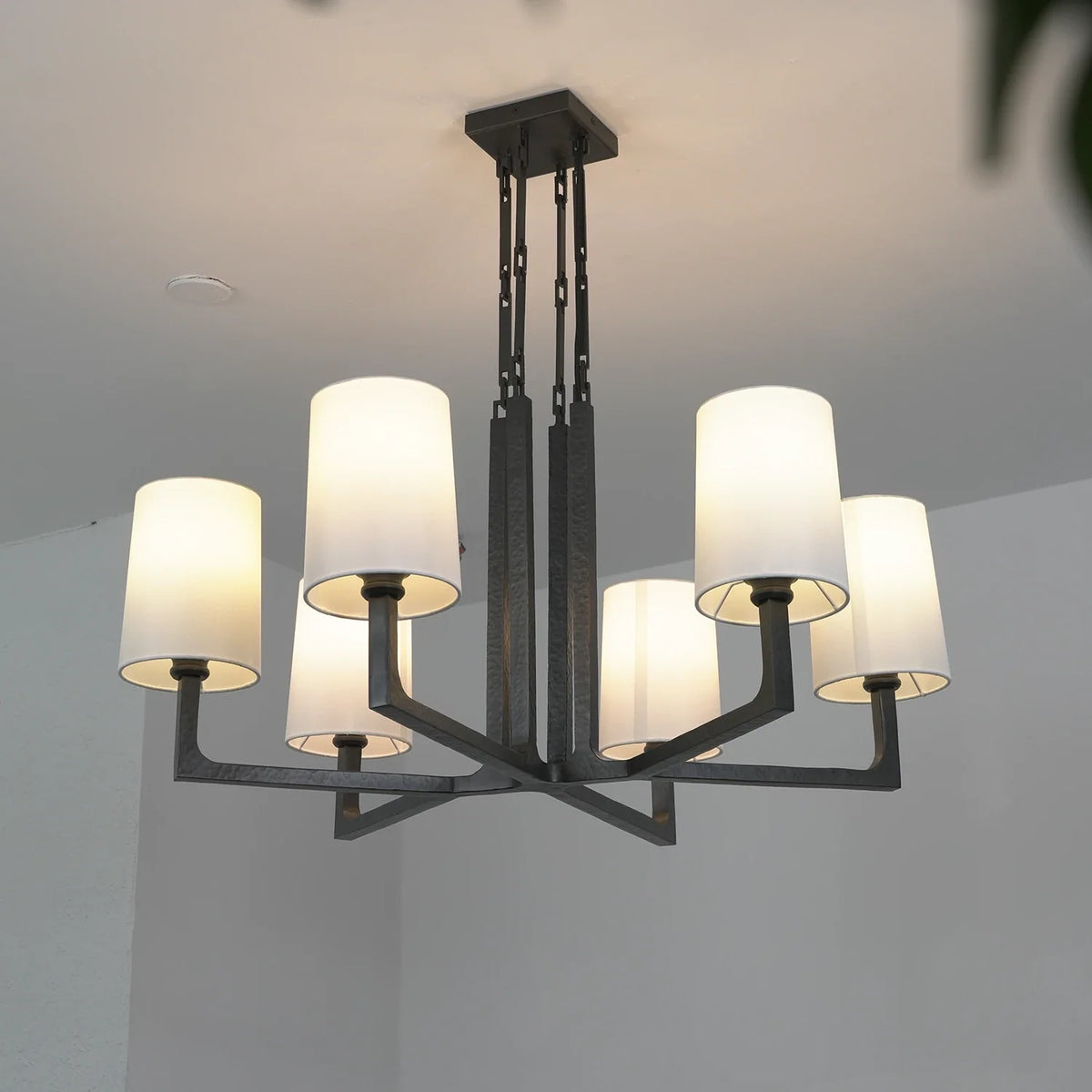 Garrick Hammered Brass Chandelier – Brass detail 17