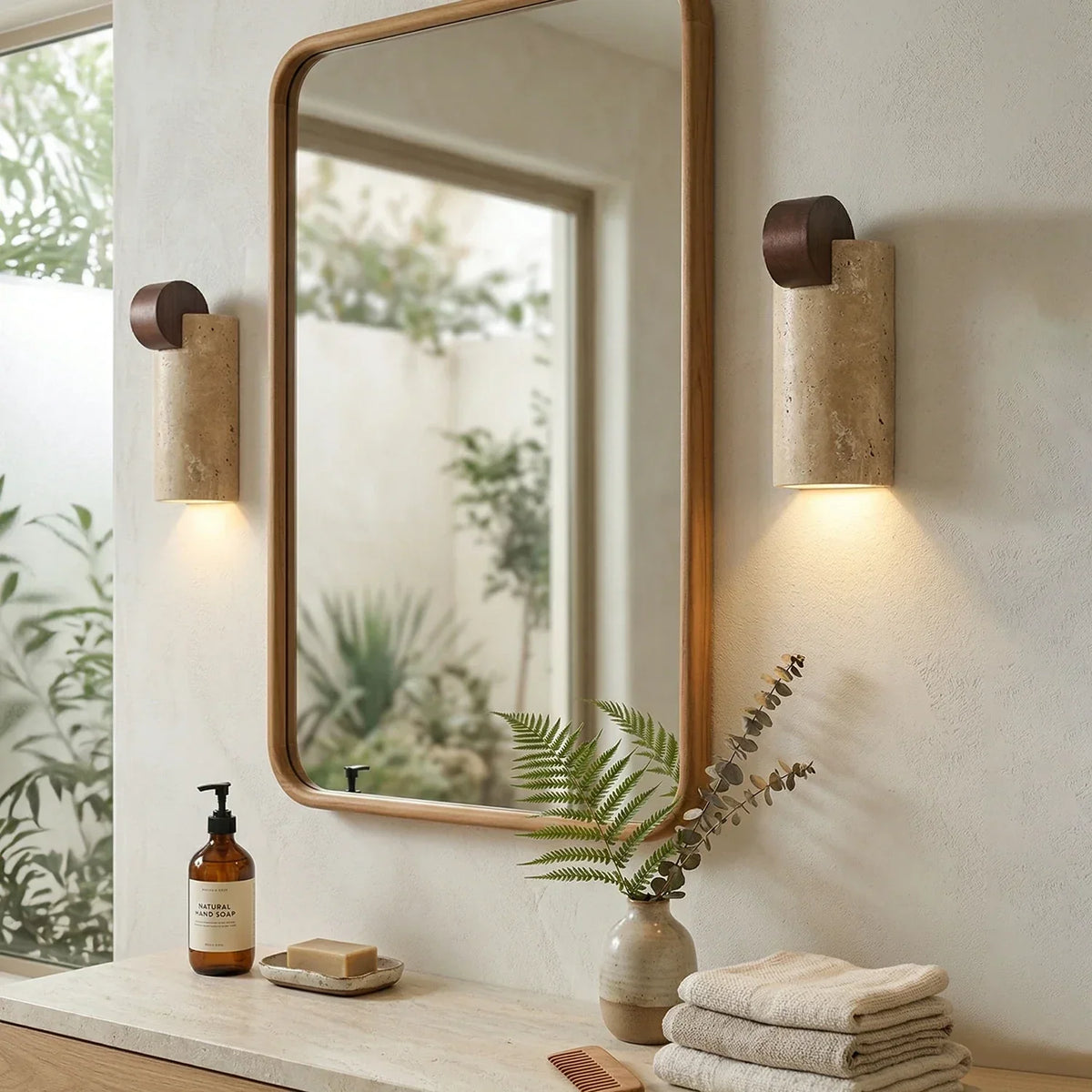 Geometric Solenne Curve Travertine Wall Lamp – Travertine detail 6