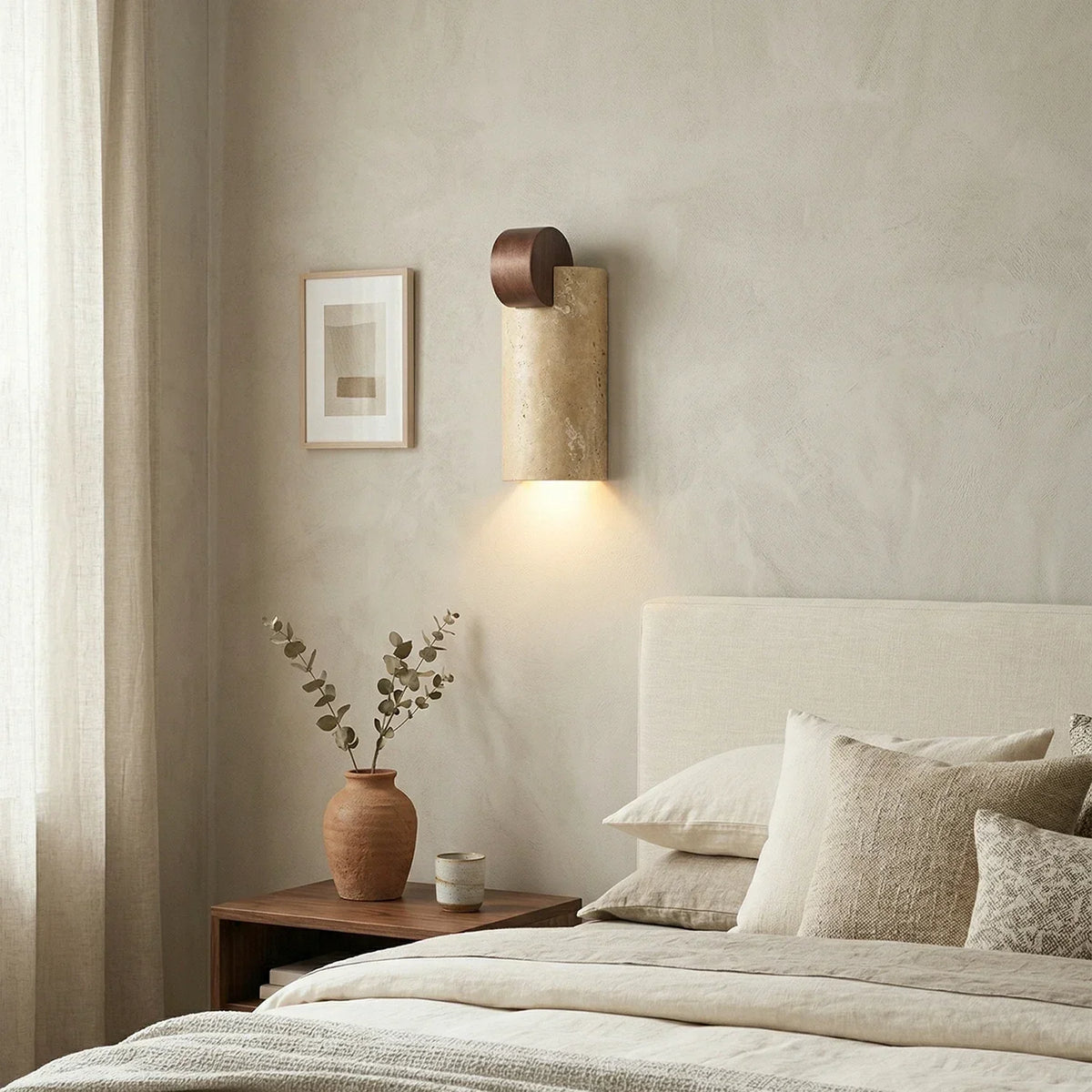 Geometric Solenne Curve Travertine Wall Lamp – Travertine detail 2