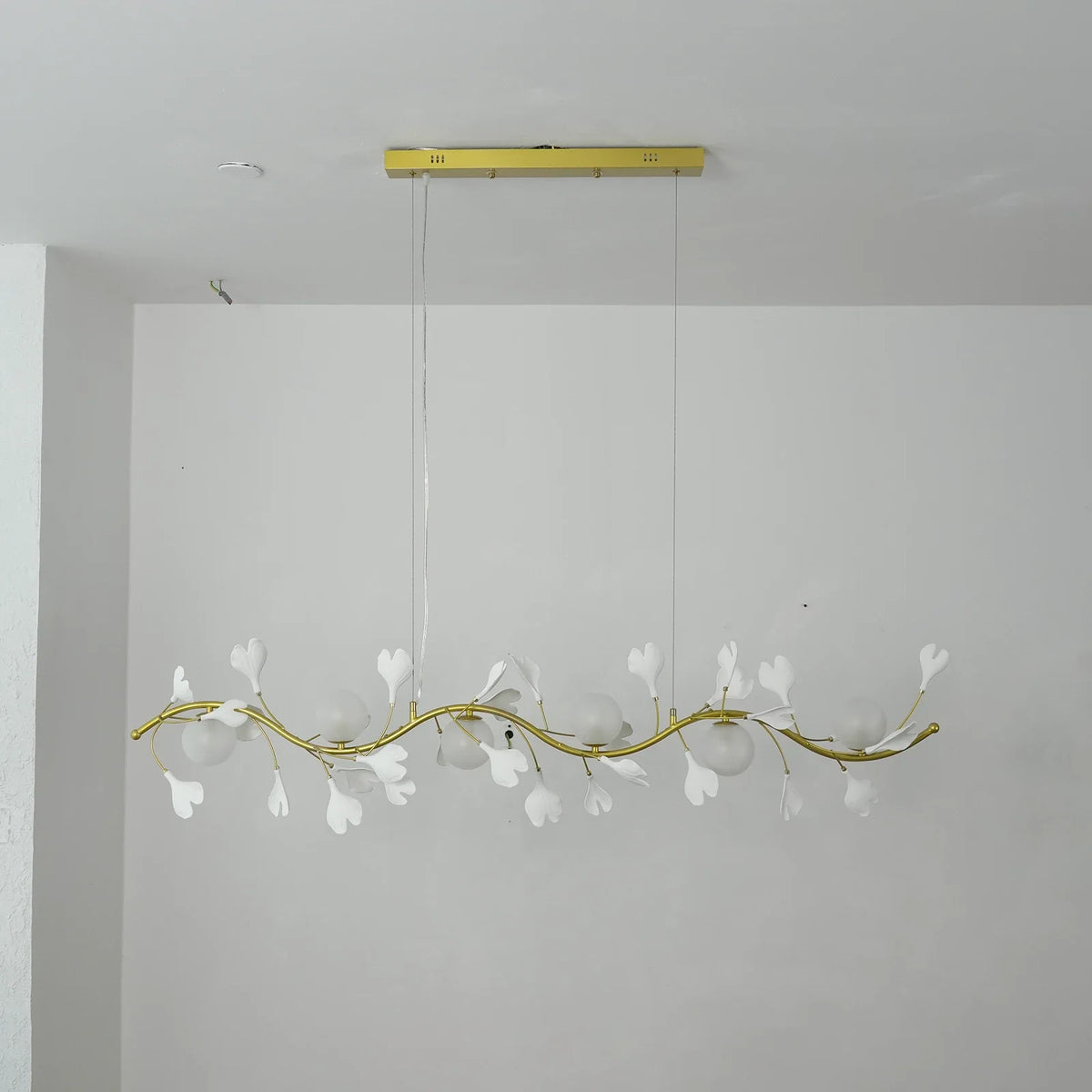 Ginkgo Vine Linear Glass Chandelier – Glass detail 14