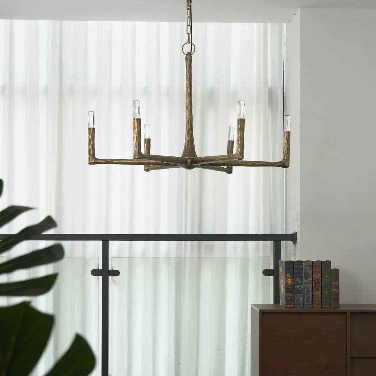 Hammered Cylindrical Lamp Arm Crystal Chandelier – Crystal detail 19