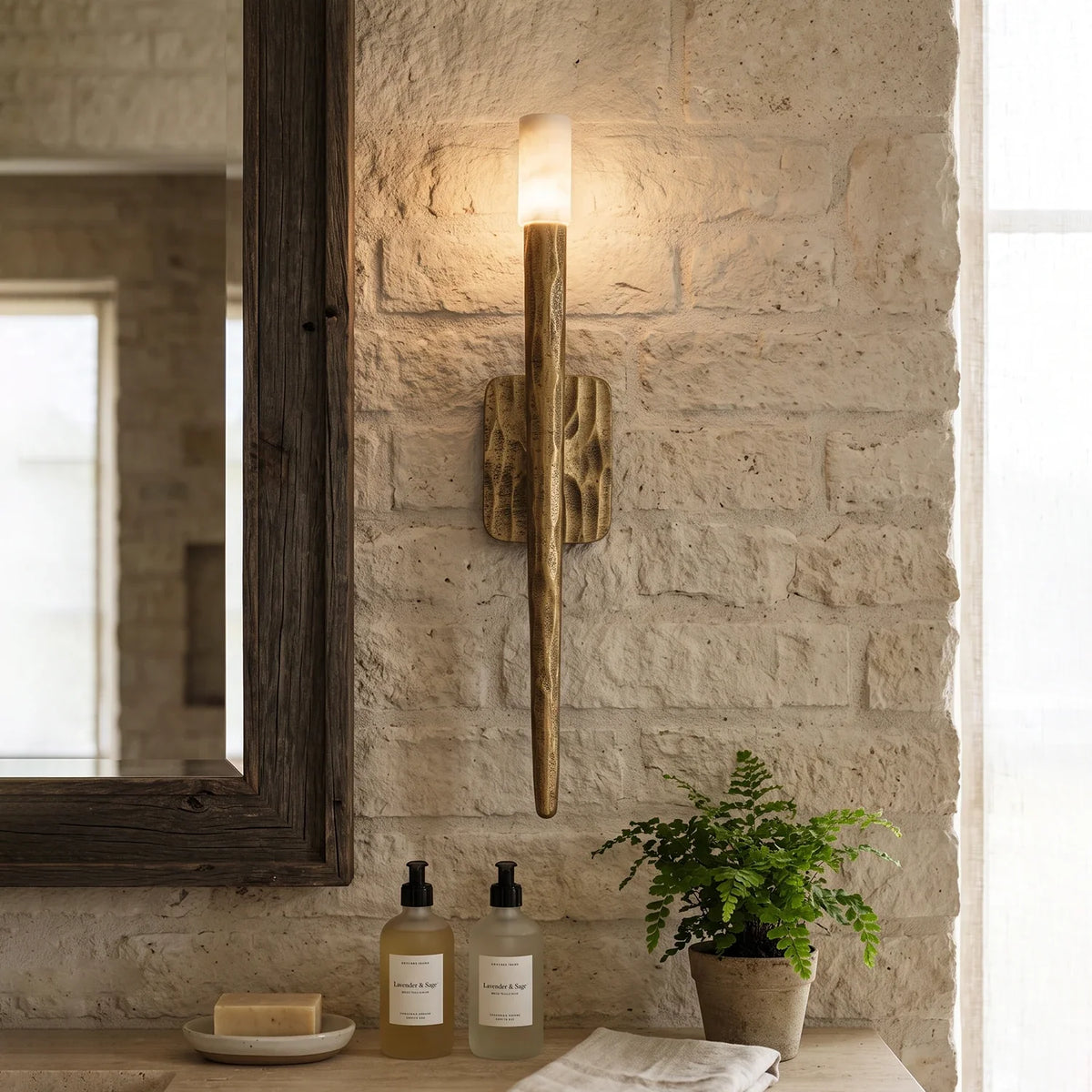 Hammered Torch Alabaster Wall Light – Alabaster detail 5