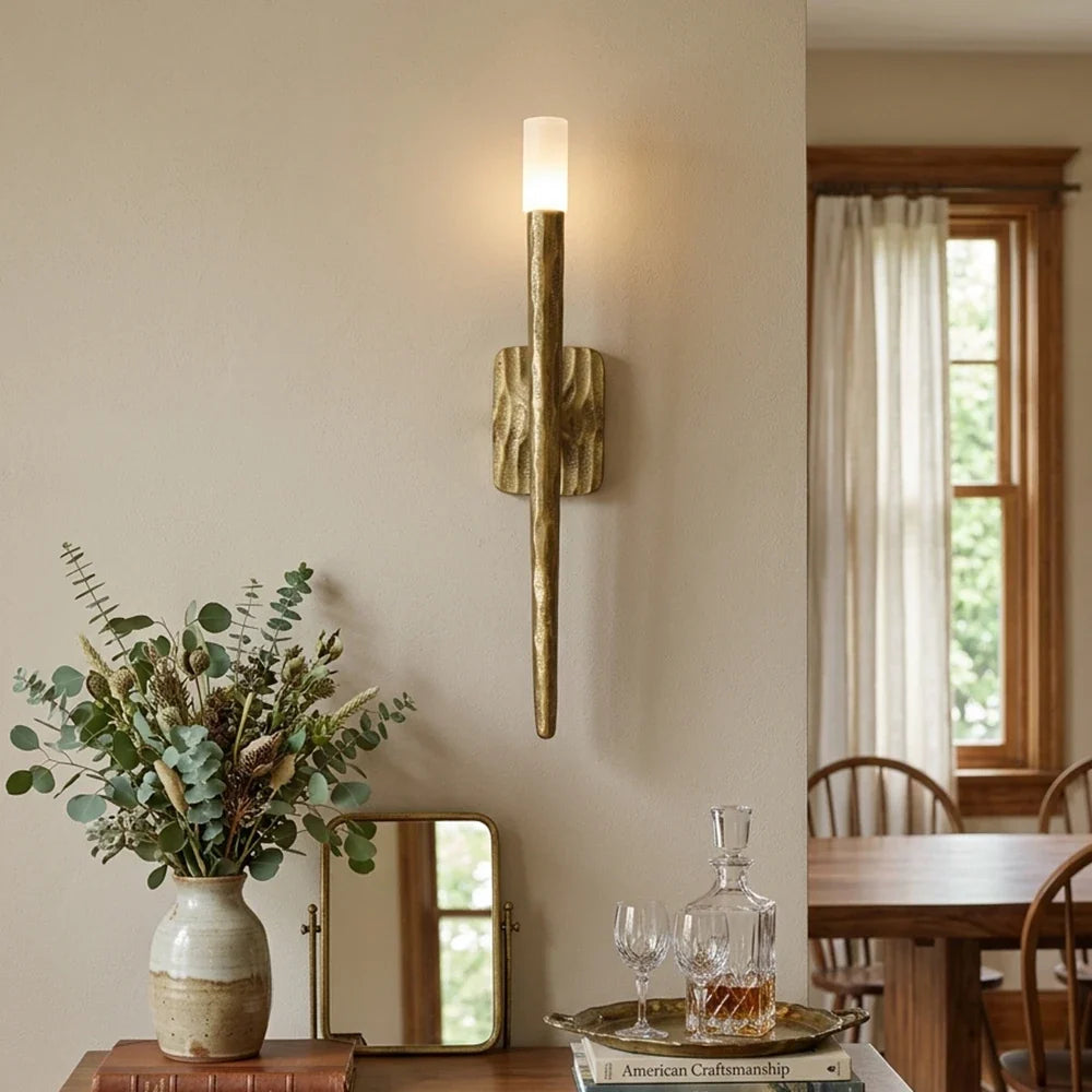 Hammered Torch Alabaster Wall Light – Alabaster detail 4