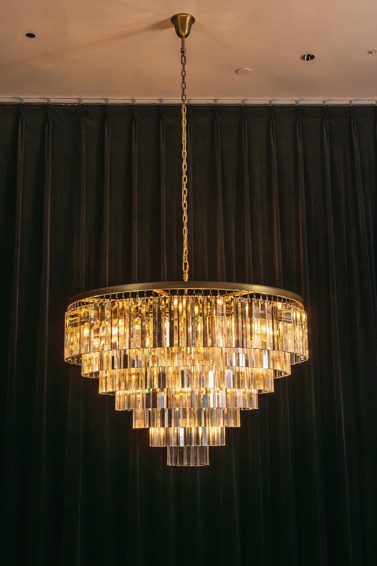 Honoria Tiered Glass Fringe Crystal Chandelier – Crystal detail 40