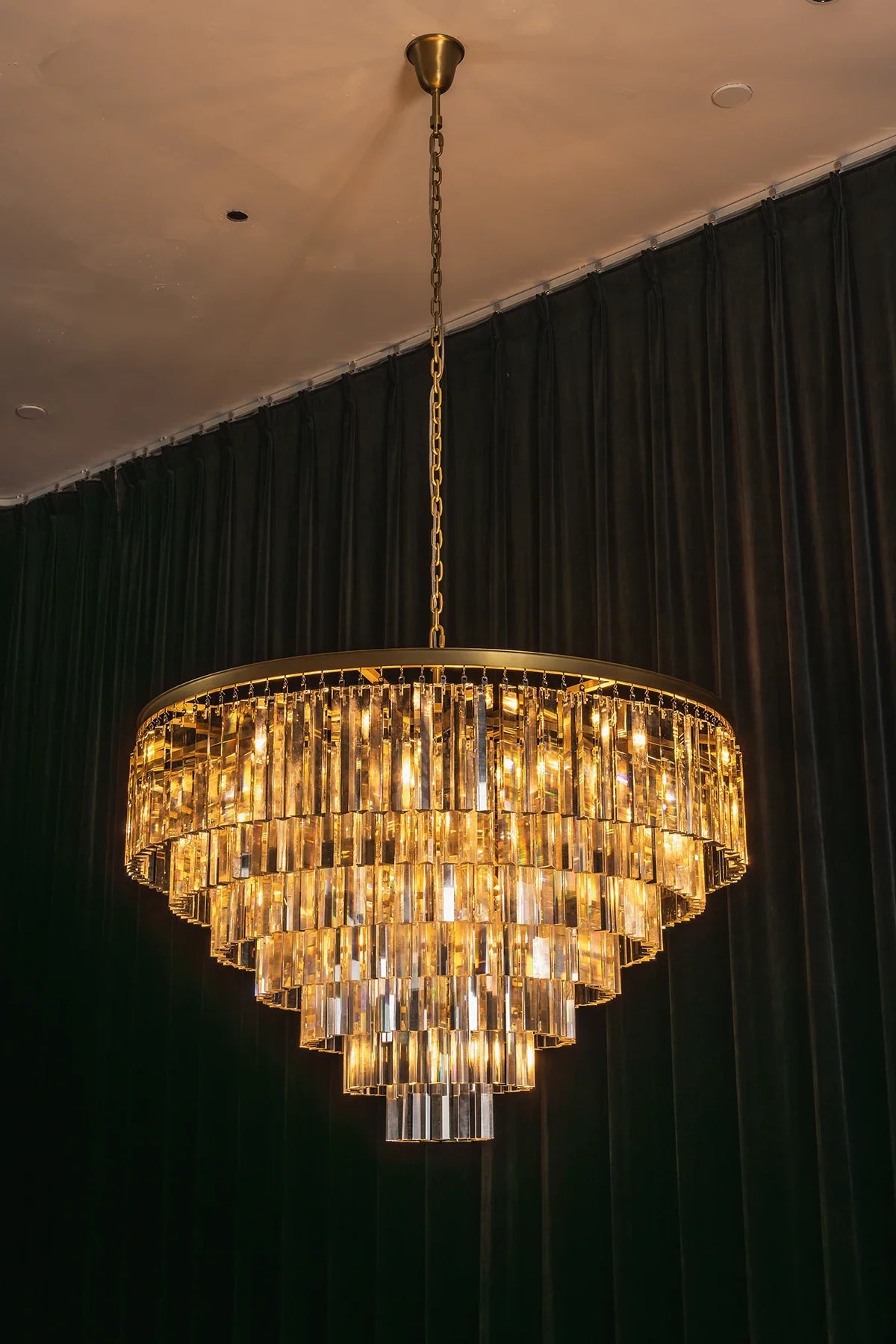 Honoria Tiered Glass Fringe Crystal Chandelier – Crystal detail 41