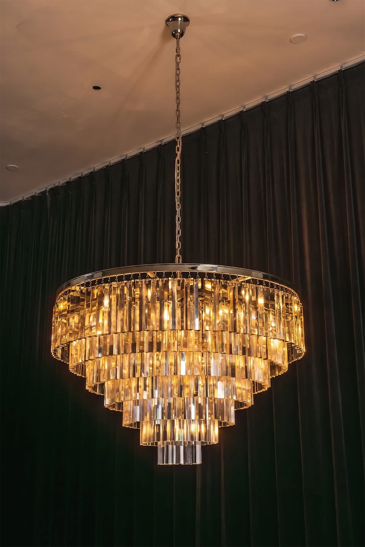 Honoria Tiered Glass Fringe Crystal Chandelier – Crystal detail 42