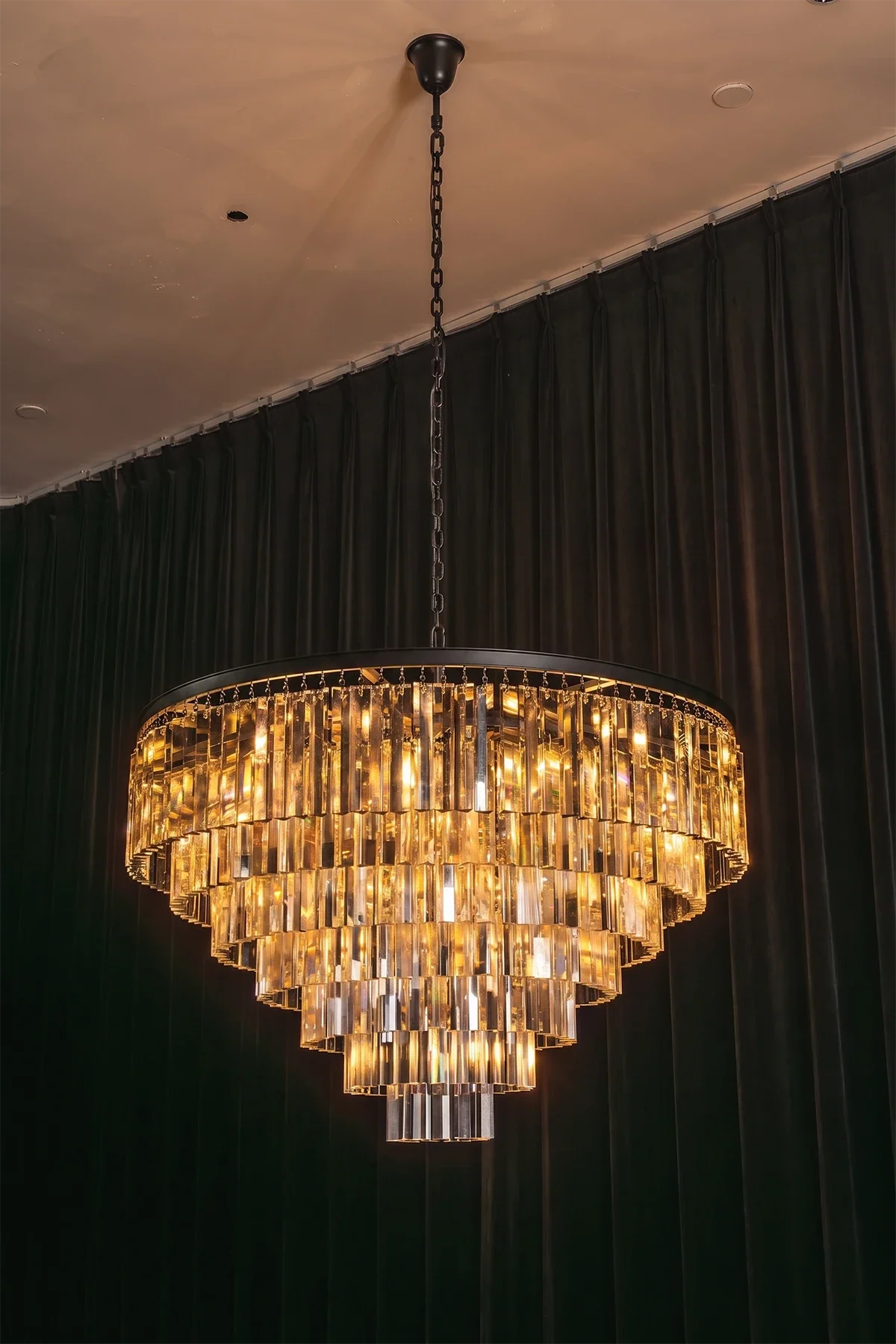 Honoria Tiered Glass Fringe Crystal Chandelier – Crystal detail 43