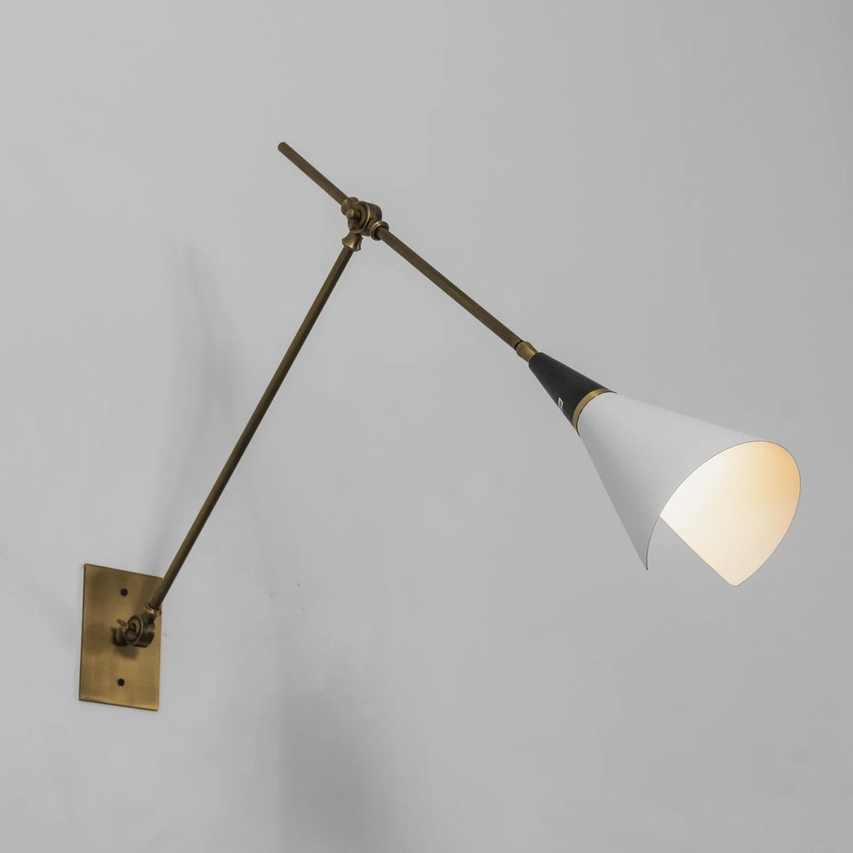 Leland Pivoting Cone Brass Wall Sconce – Brass detail 37
