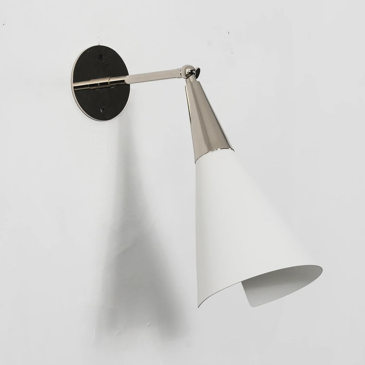 Leland Pivoting Cone Brass Wall Sconce – Brass detail 33