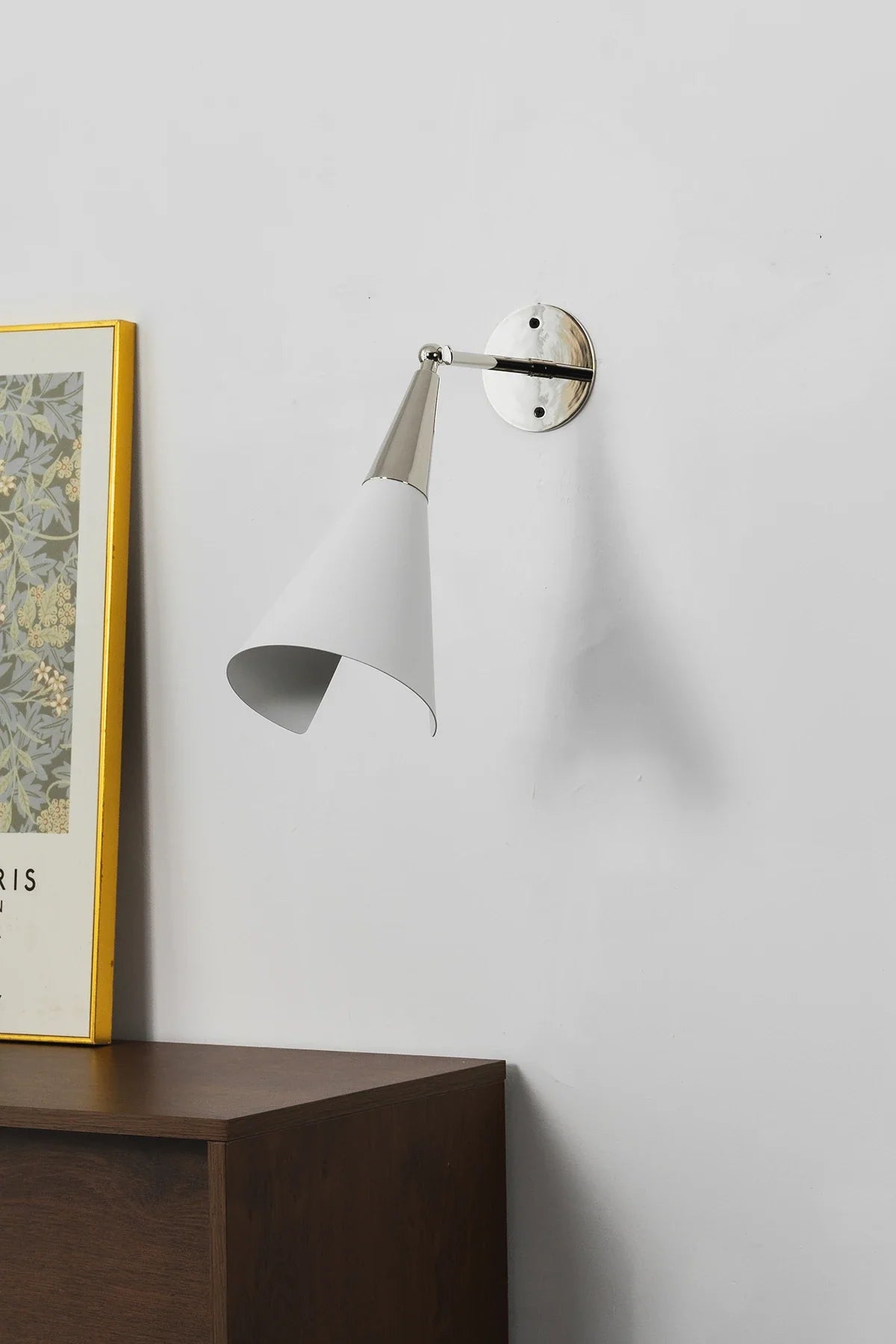 Leland Pivoting Cone Brass Wall Sconce – Brass detail 14