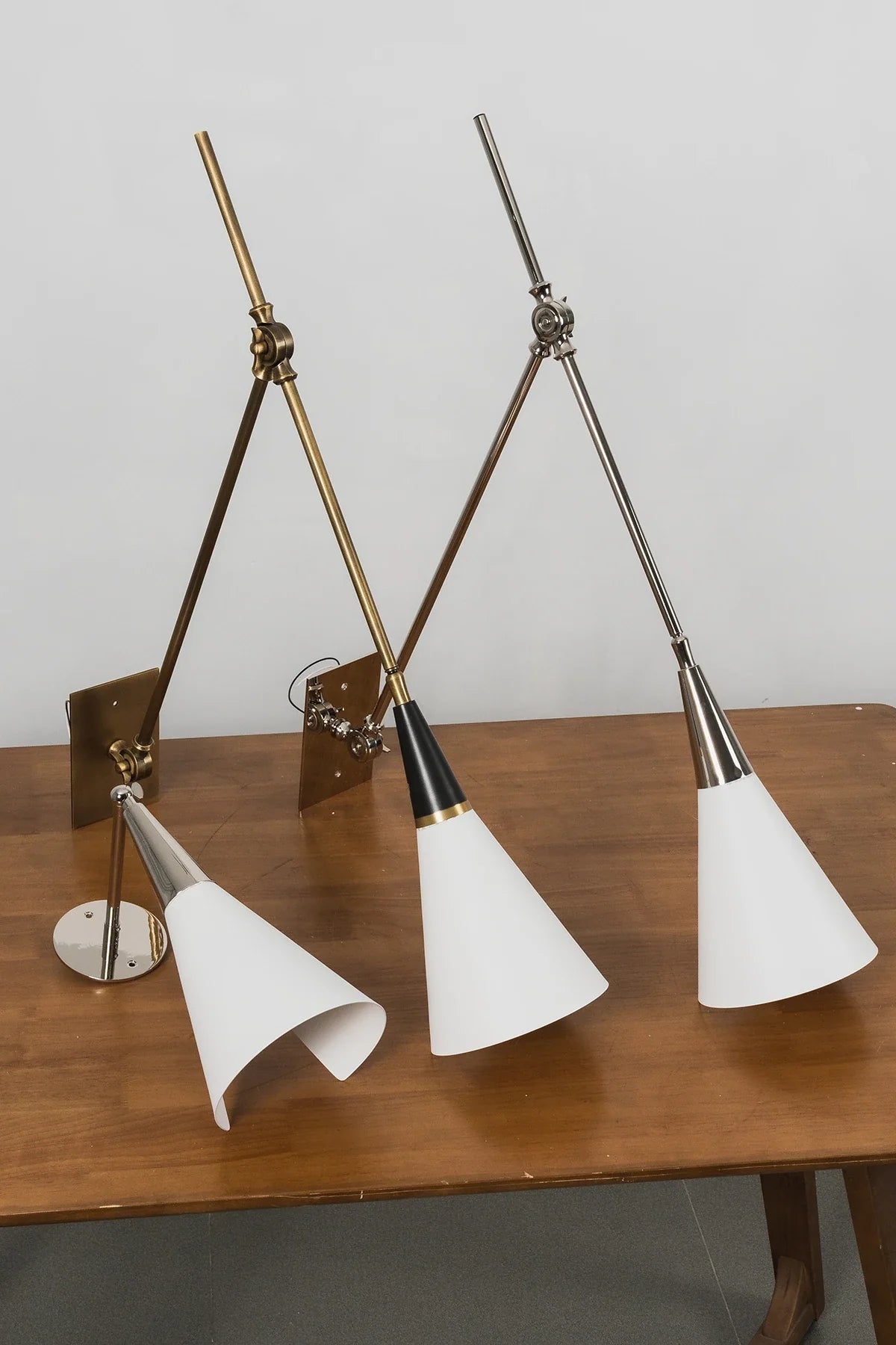 Leland Pivoting Cone Brass Wall Sconce – Brass detail 26