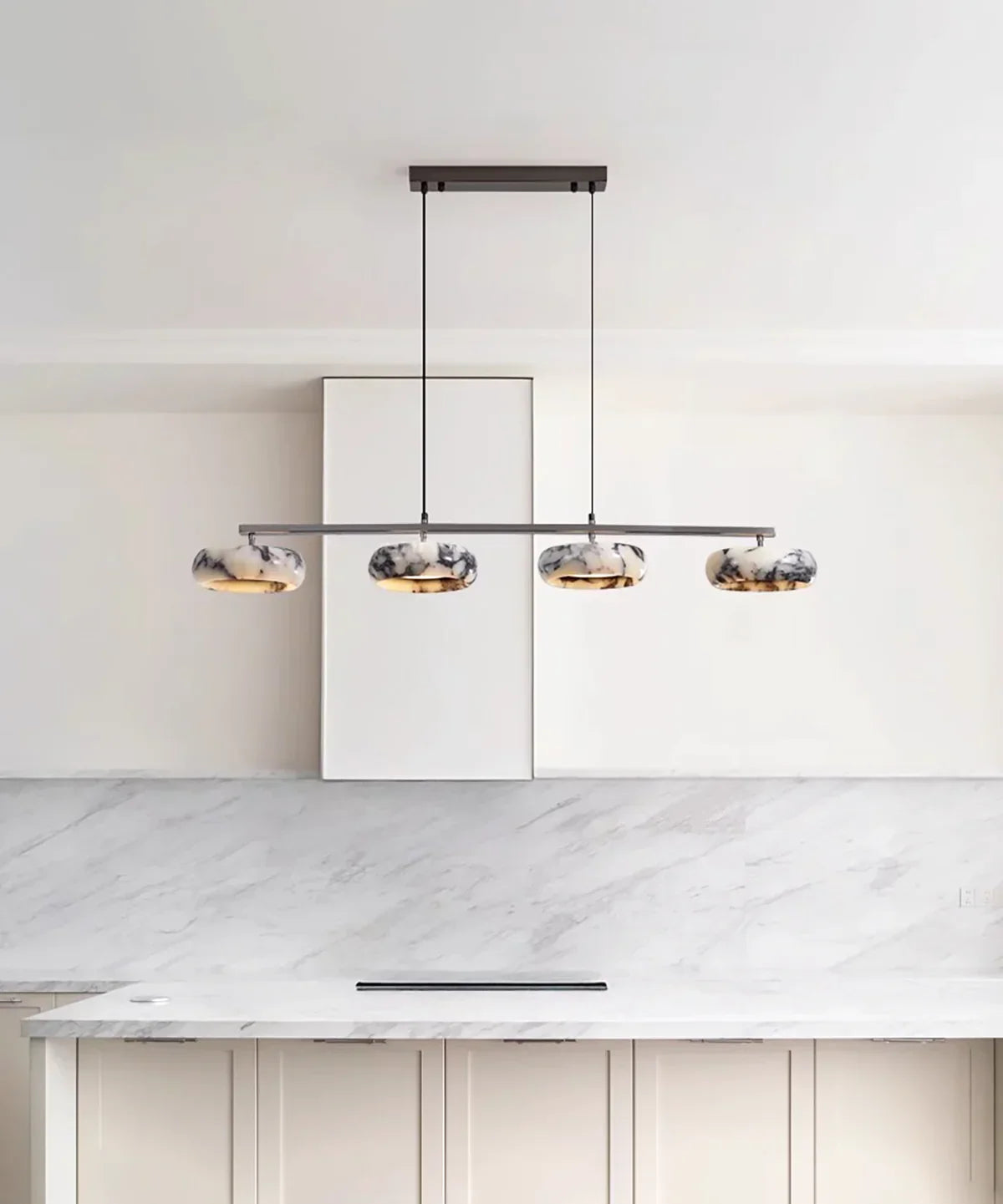 Linear Marble Ring Pendant Light – Marble detail 5