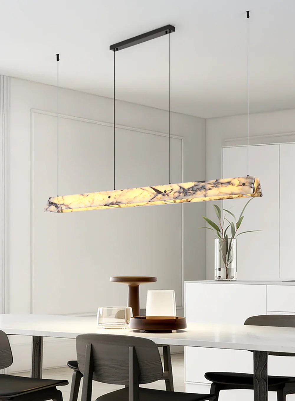 Linear Minimalist Marble Pendant Light – Marble detail 5