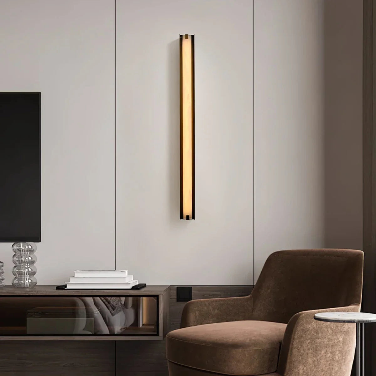 Linear Symmetry Alabaster Wall Sconce – Alabaster detail 6