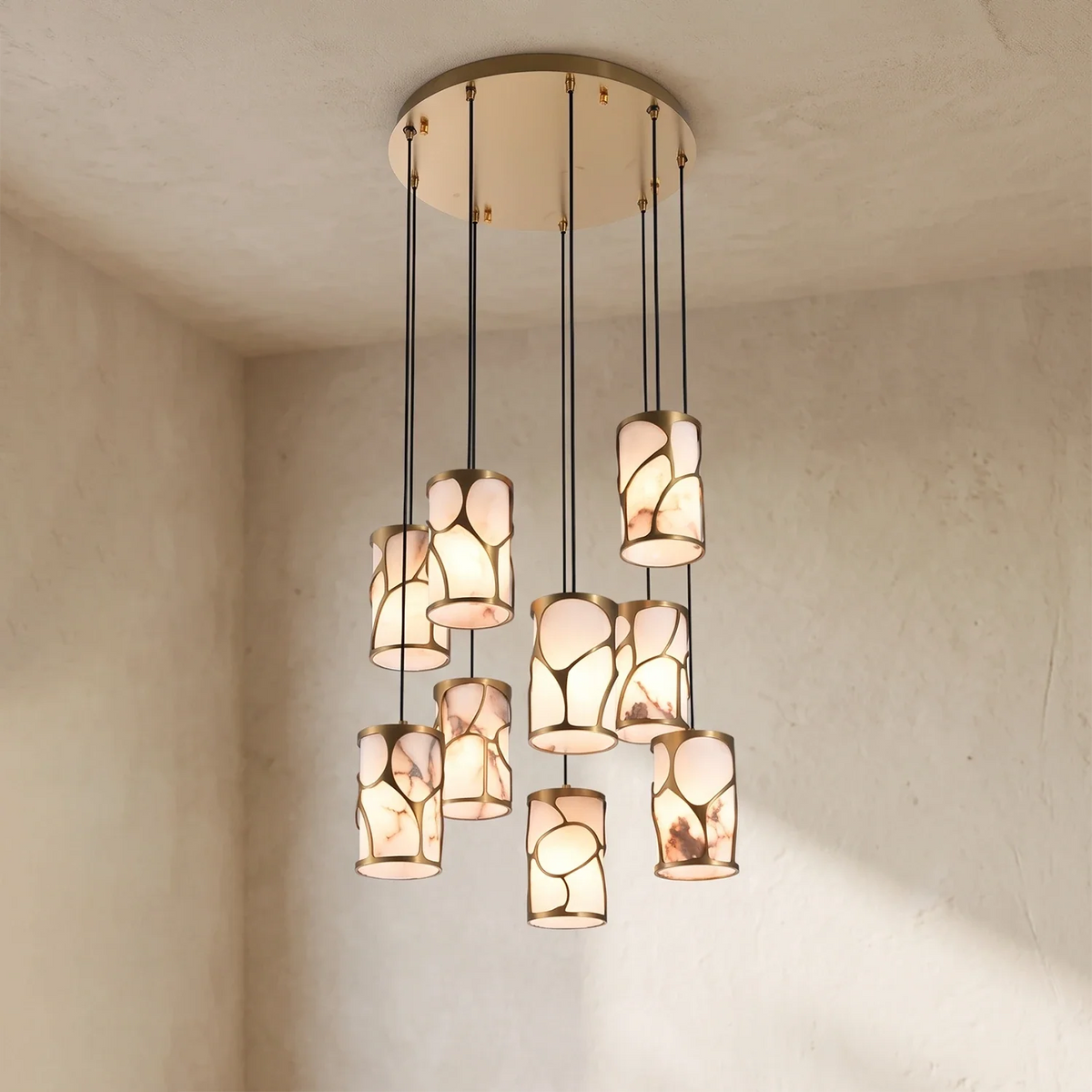 Linnea Tapered Alabaster Cluster Chandelier – Alabaster detail 15