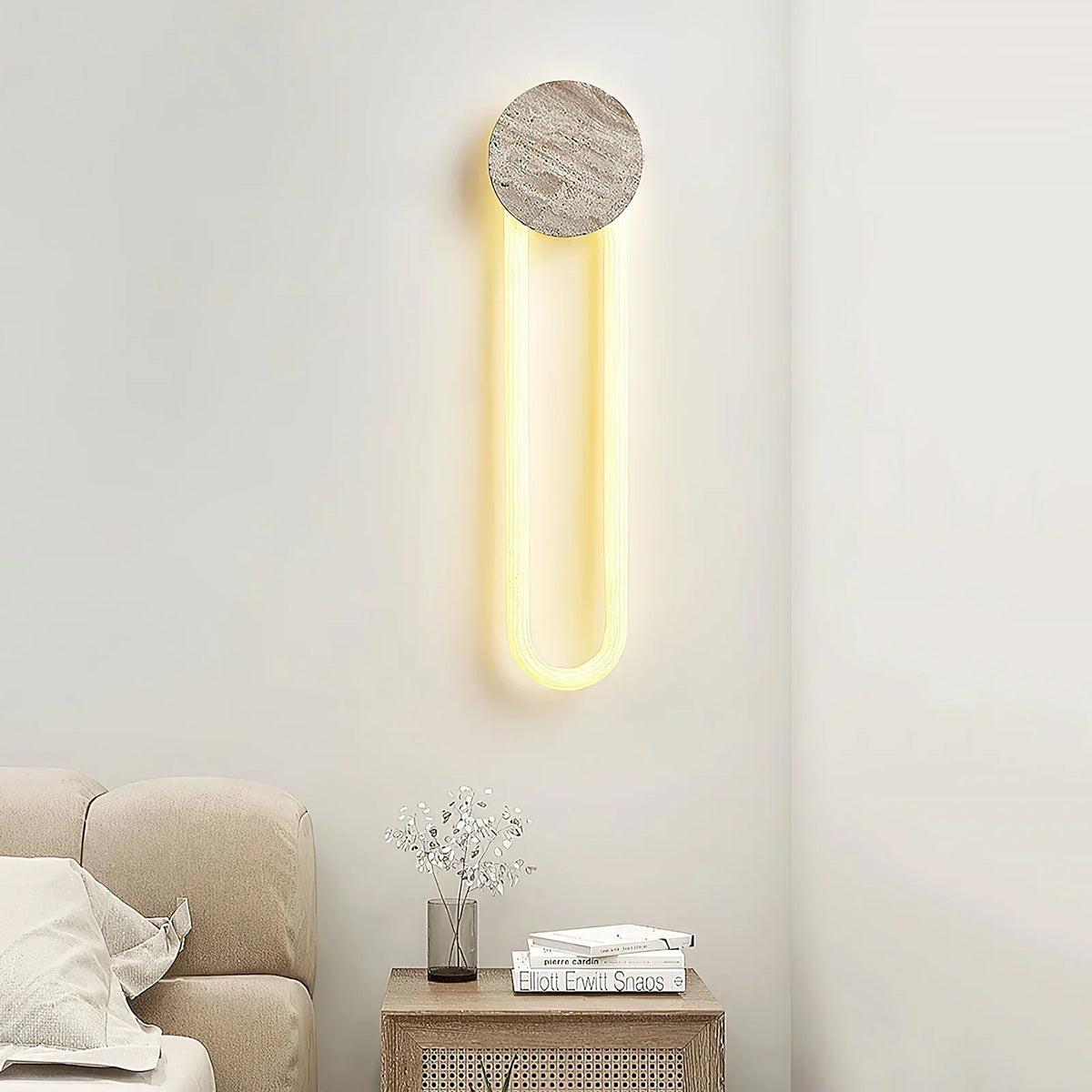 Long Strip Ra Travertine Wall Lamp – Travertine detail 2