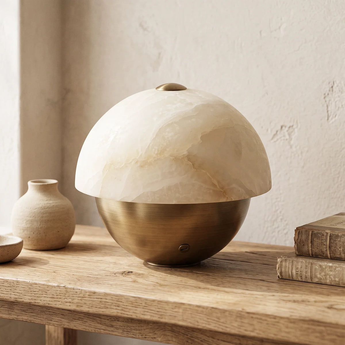 Luna Stone Hemispherical Alabaster Table Lamp – Alabaster detail 10