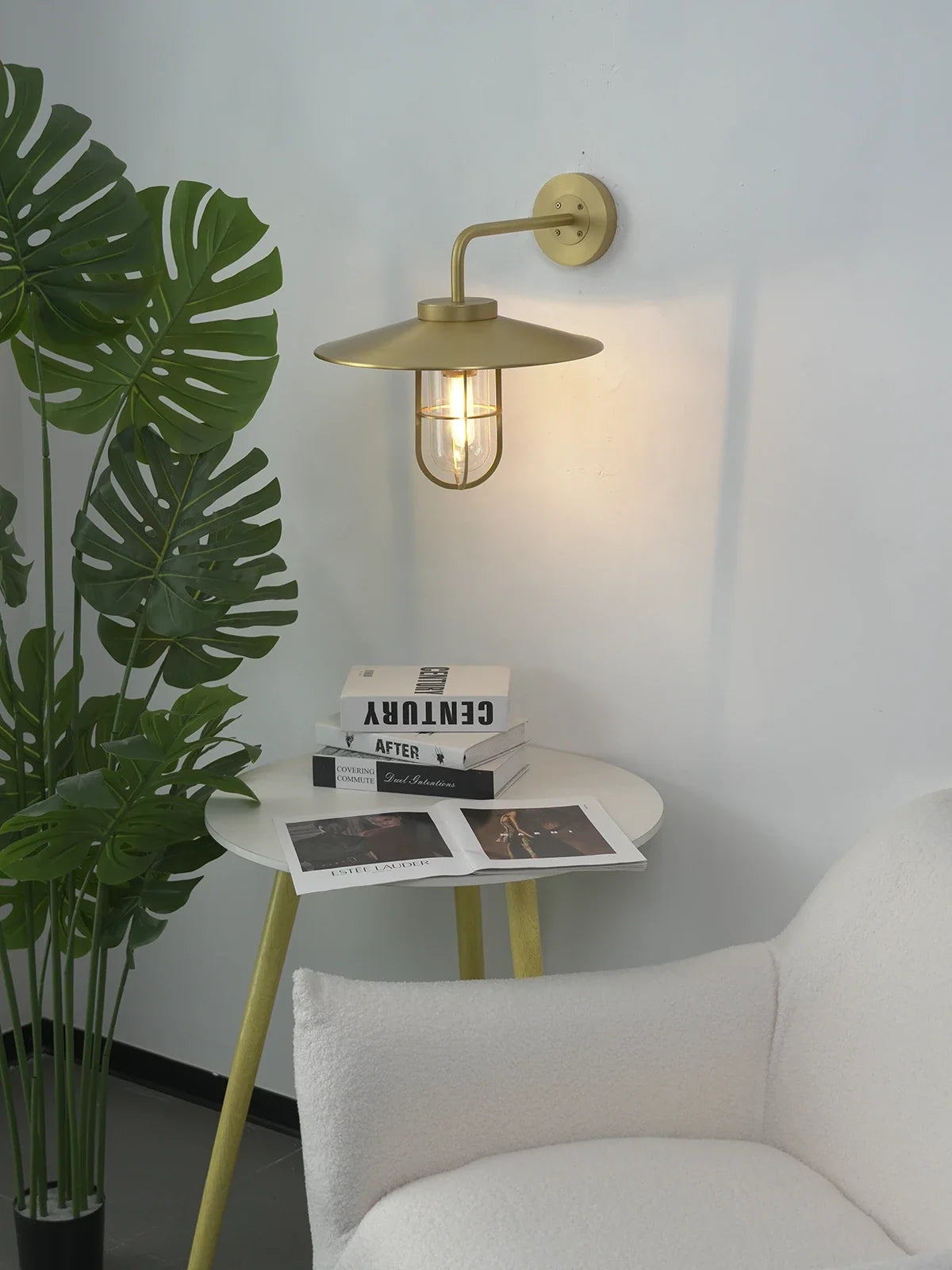 Merrick Harbor Cage Glass Wall Sconce – Glass detail 13
