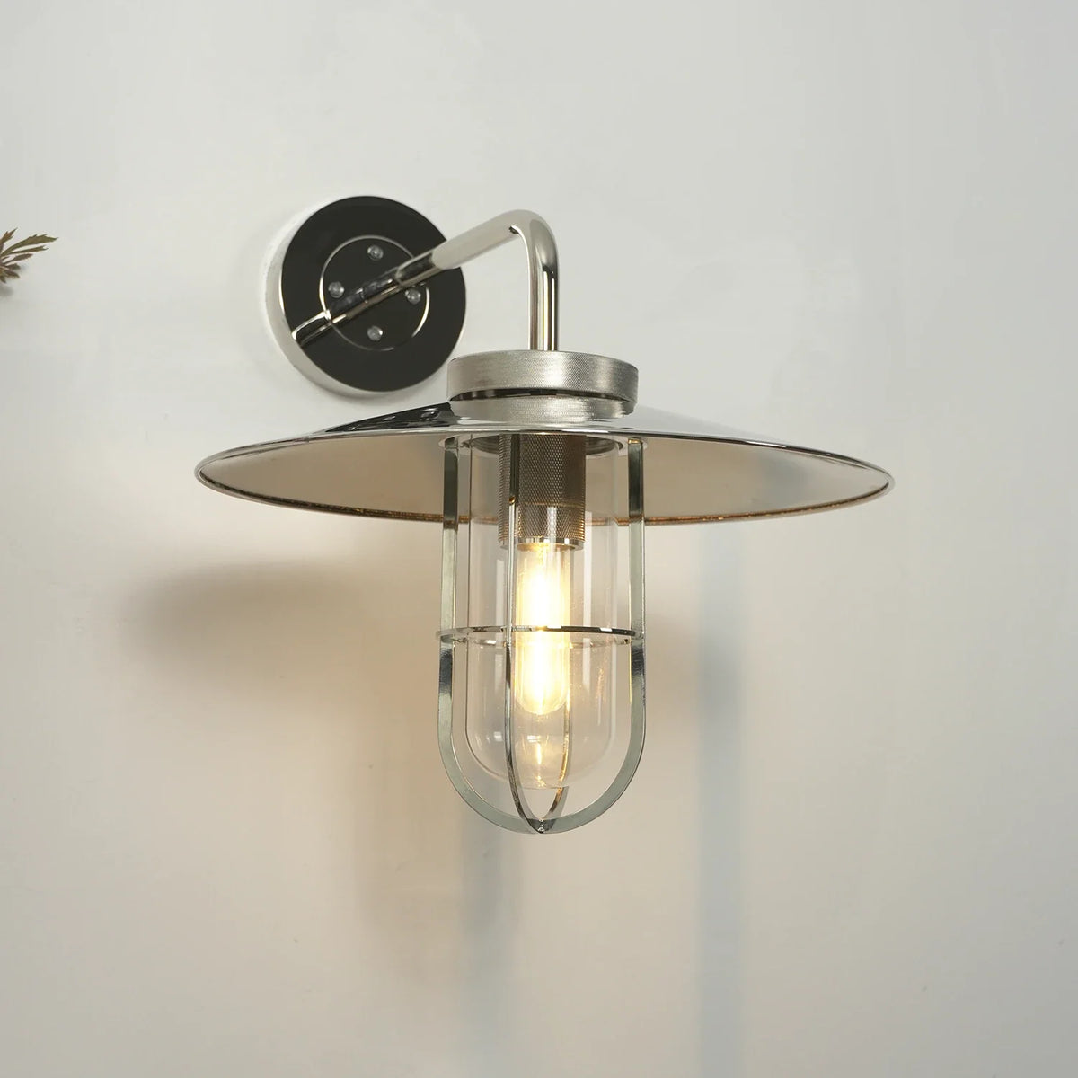 Merrick Harbor Cage Glass Wall Sconce – Glass detail 27