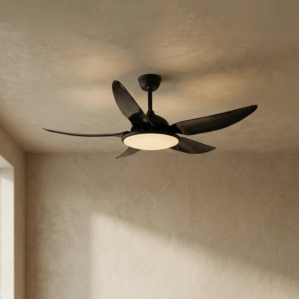 Modern Curved Blade Copper Ceiling Fan Light – Copper detail 13
