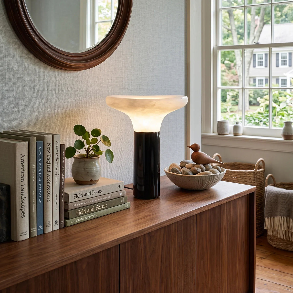Mushroom Cap Alabaster Table Lamp – Alabaster detail 3