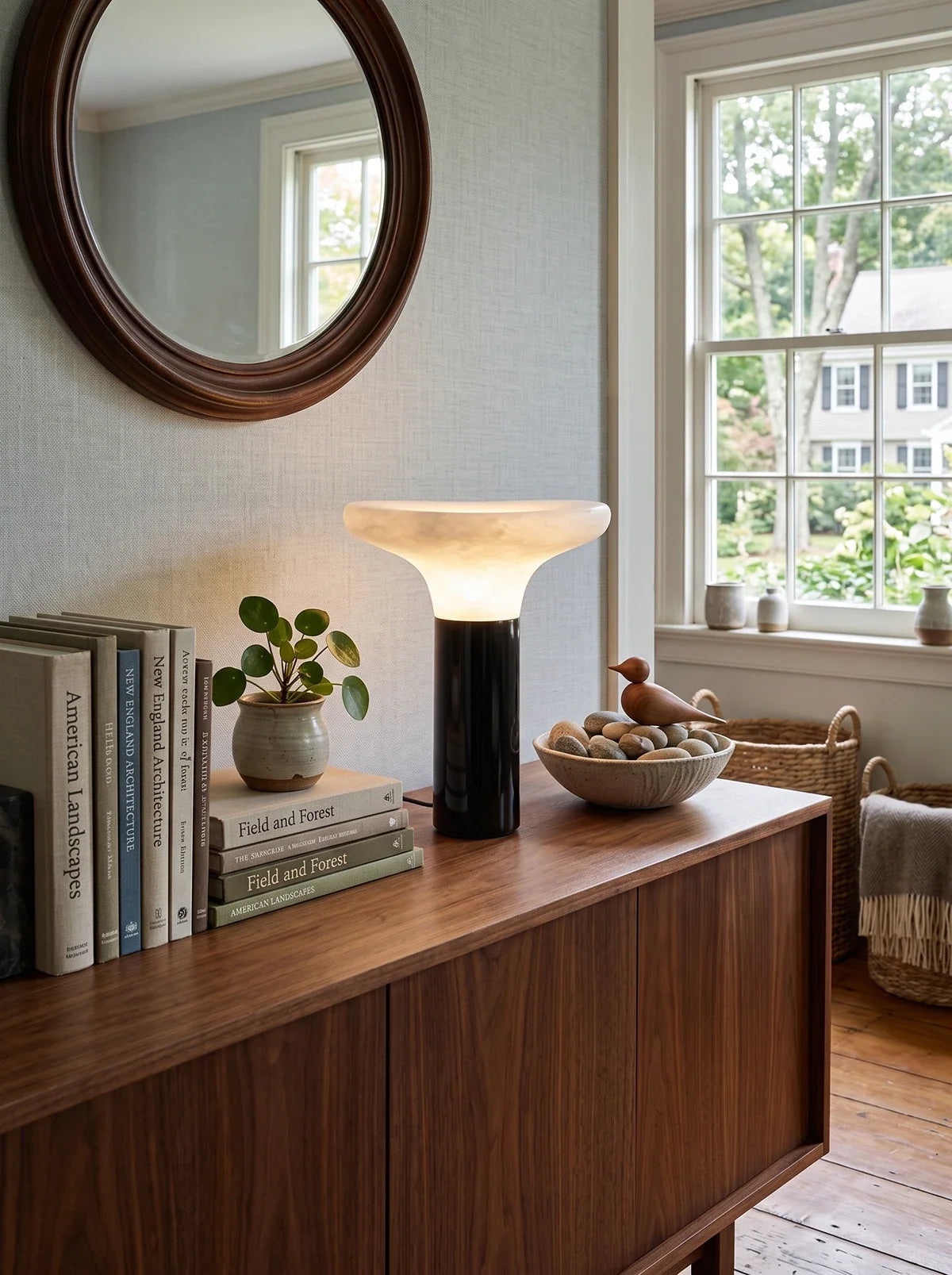Mushroom Cap Alabaster Table Lamp – Alabaster detail 9