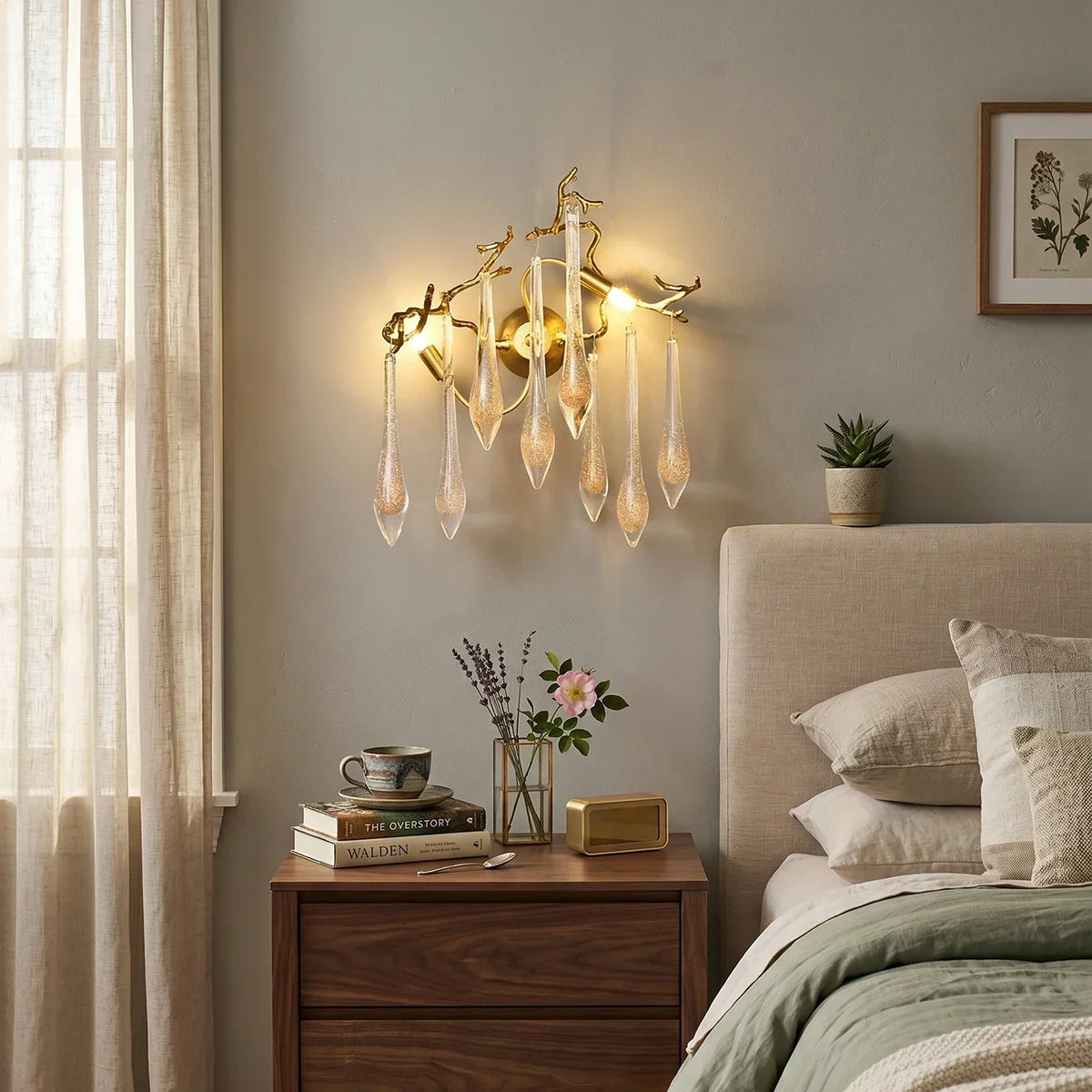 Nature-Inspired Tree Teardrop Glass Wall Lamp – Glass detail 4
