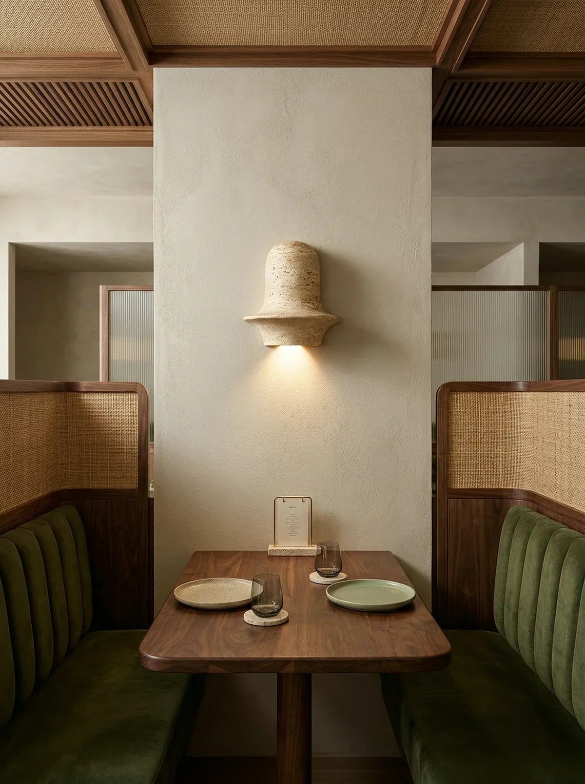 Olyndra Travertine Arched Artistic Wall Lamp – Travertine detail 10